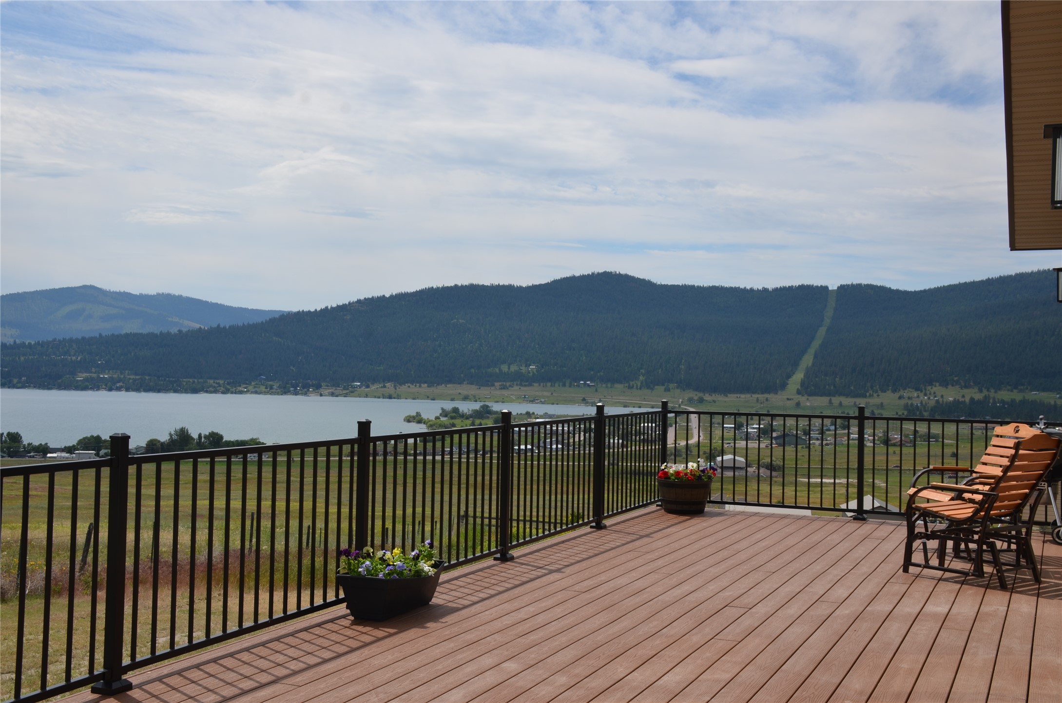 25582 Left Hand Drive Property Photo 10