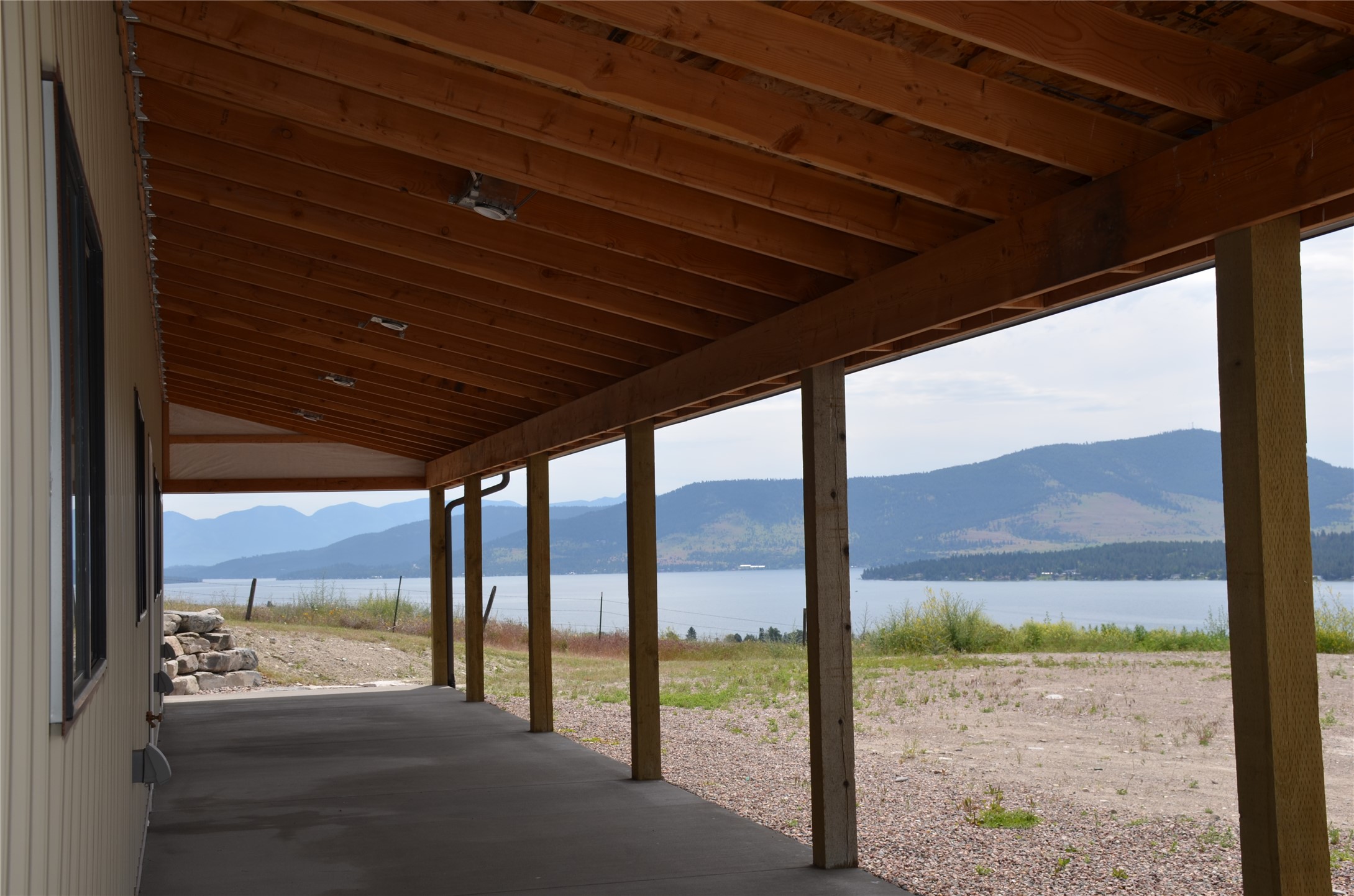 25582 Left Hand Drive Property Photo 14