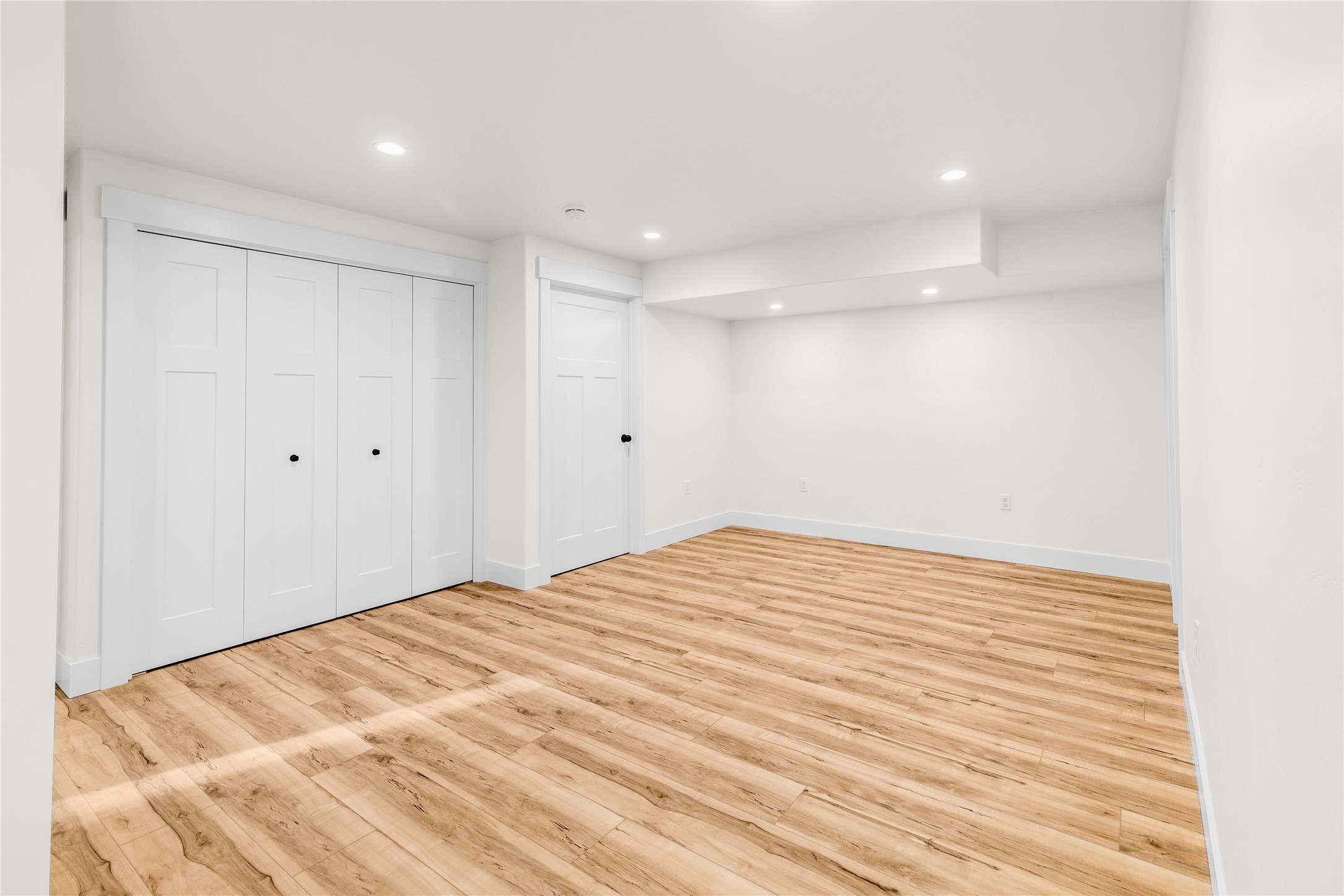 25582 Left Hand Drive Property Photo 41