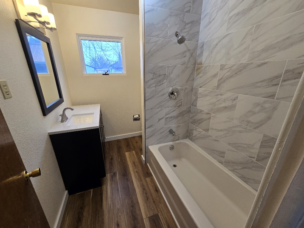 27 5th Avenue Sw Property Photo 5