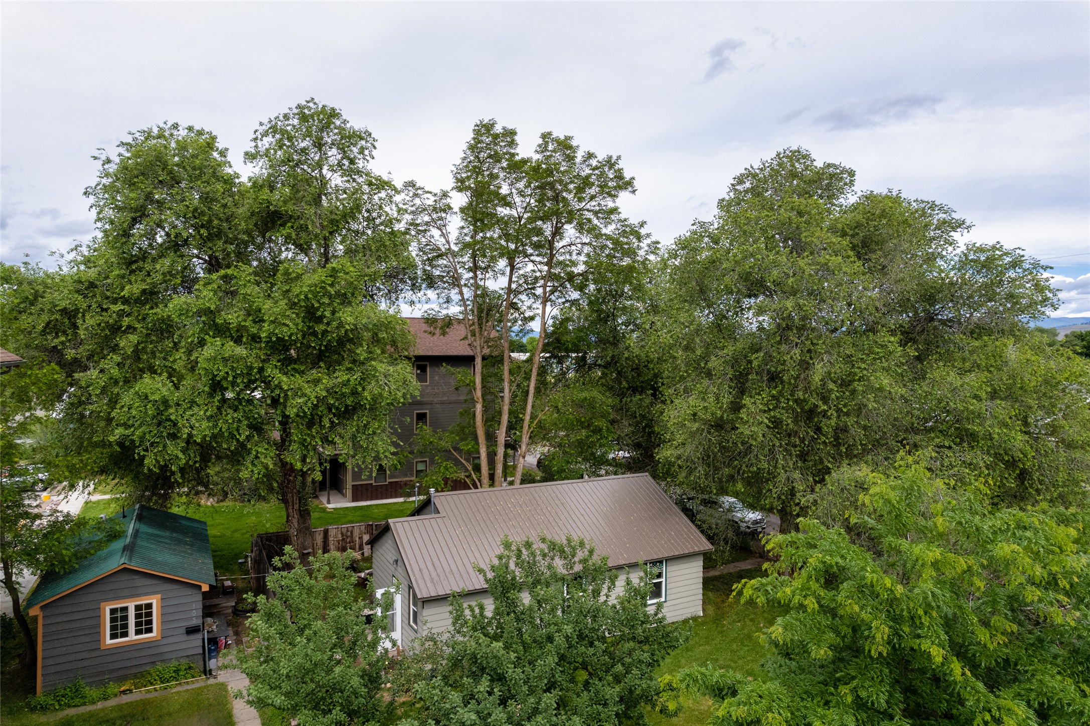 103 Inez Street Property Photo 1