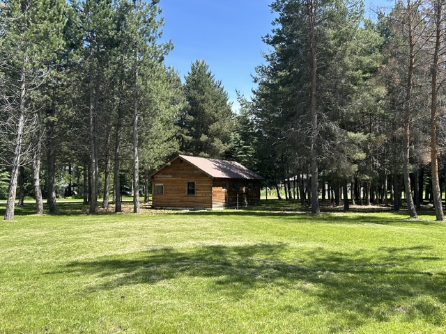 72 Pilots Trail Property Photo 1