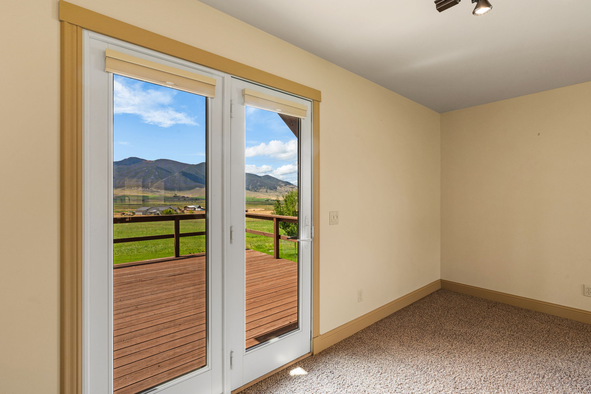 55 Mountain View Road Property Photo 50