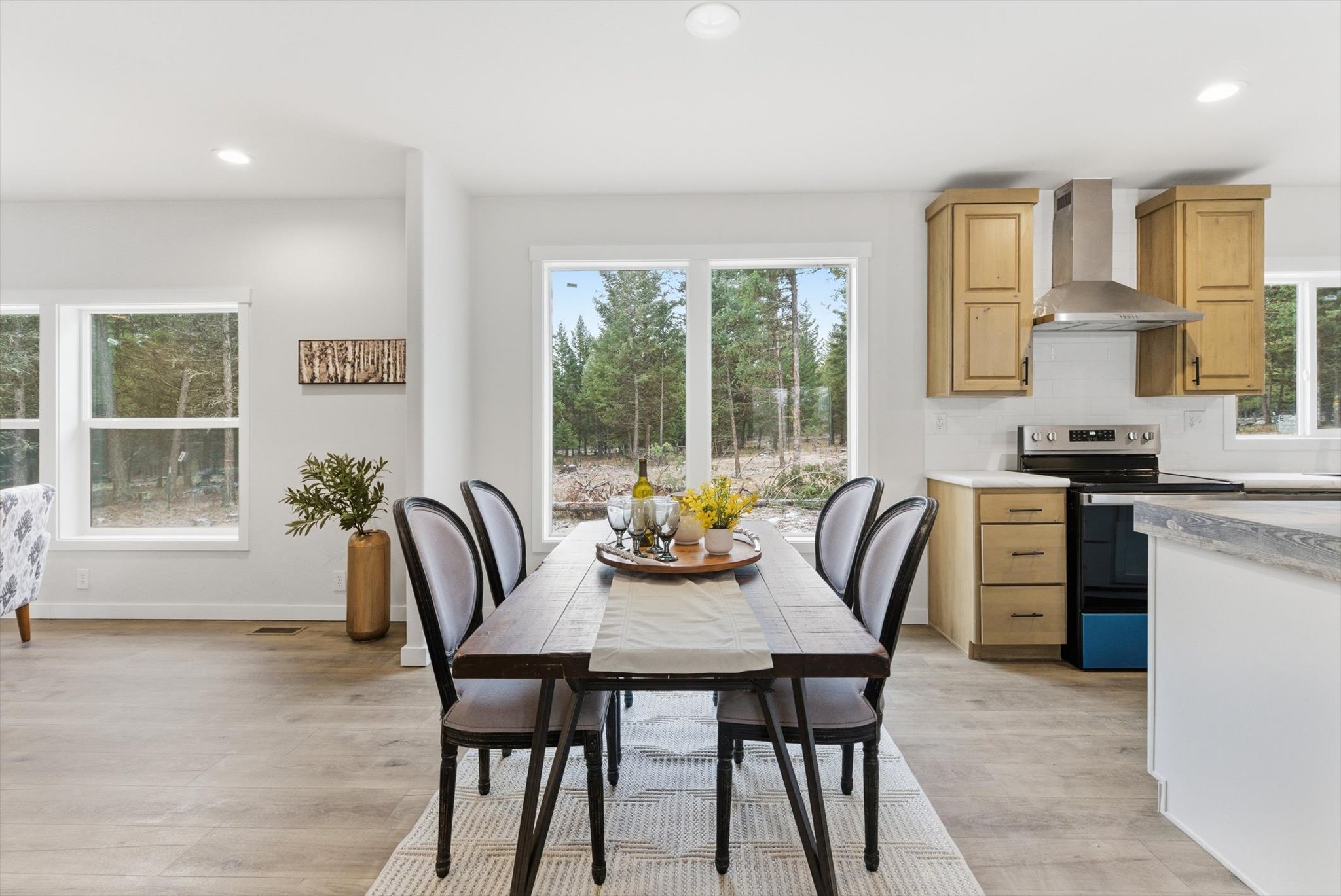 17 Starling Drive Property Photo 3