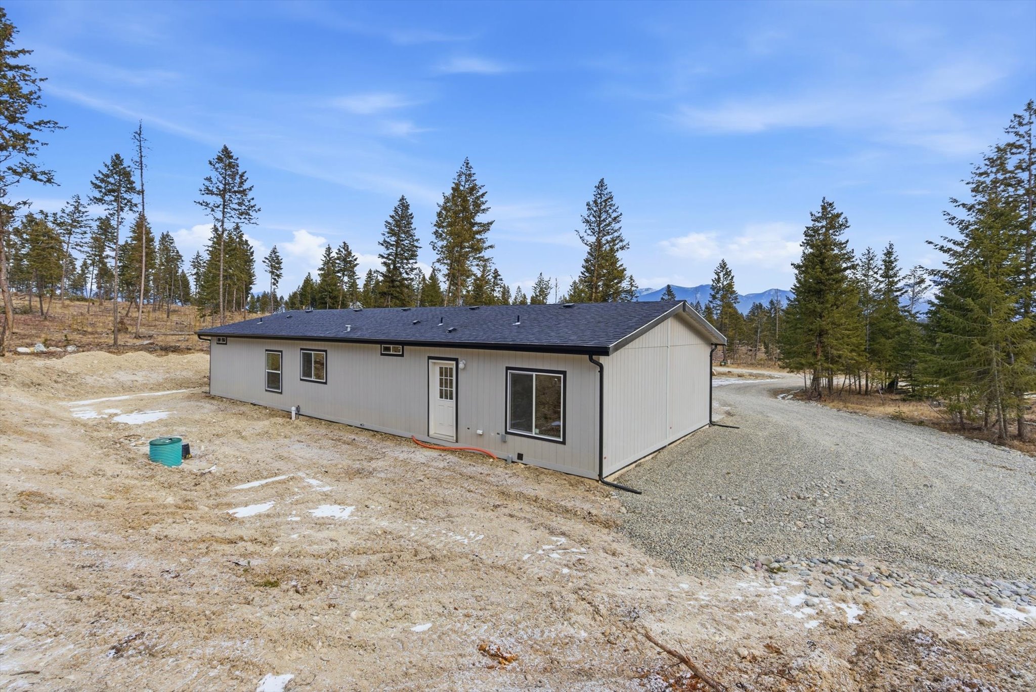 401 Osprey Loop Property Photo 5