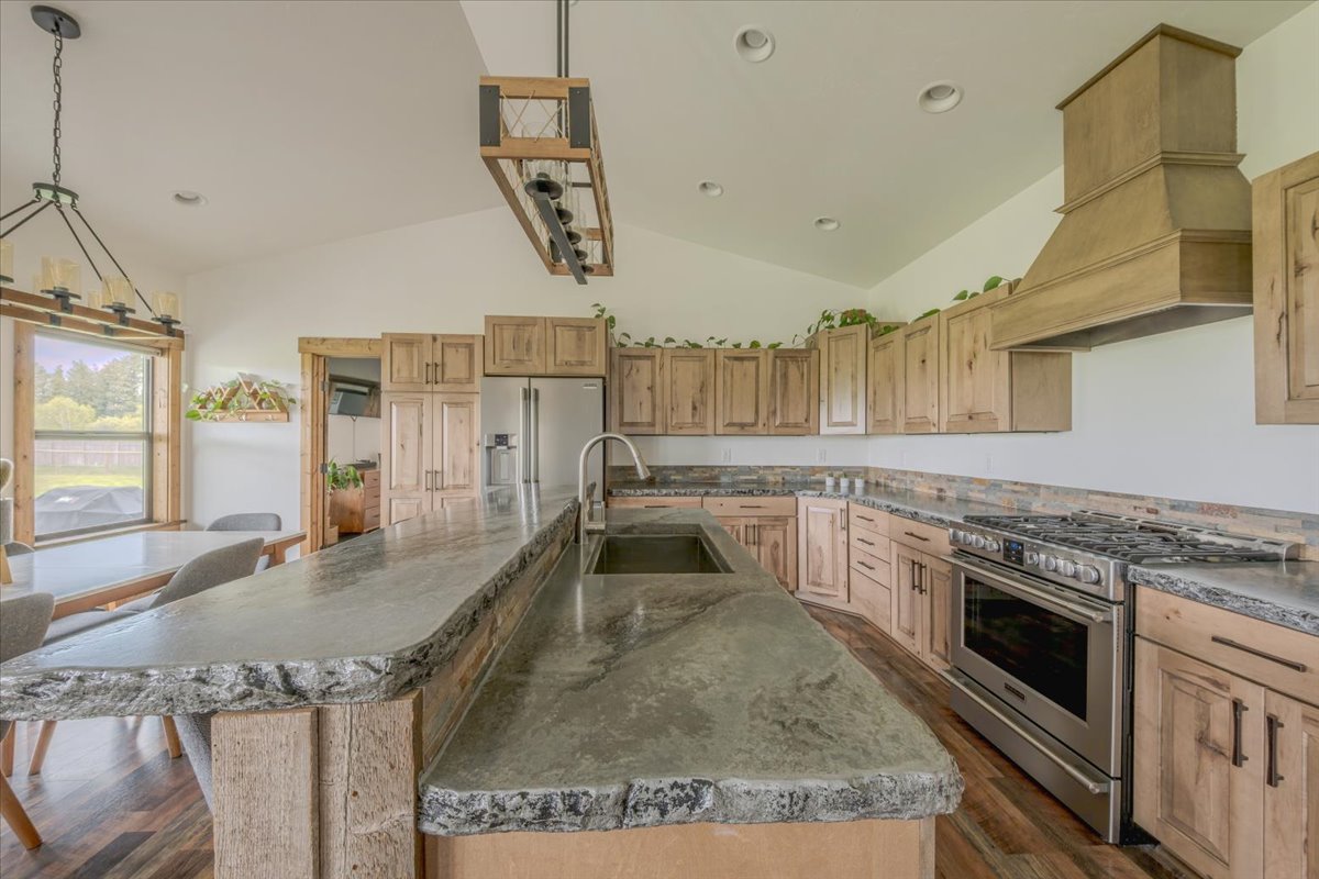 169 Brody Lane Property Photo 11