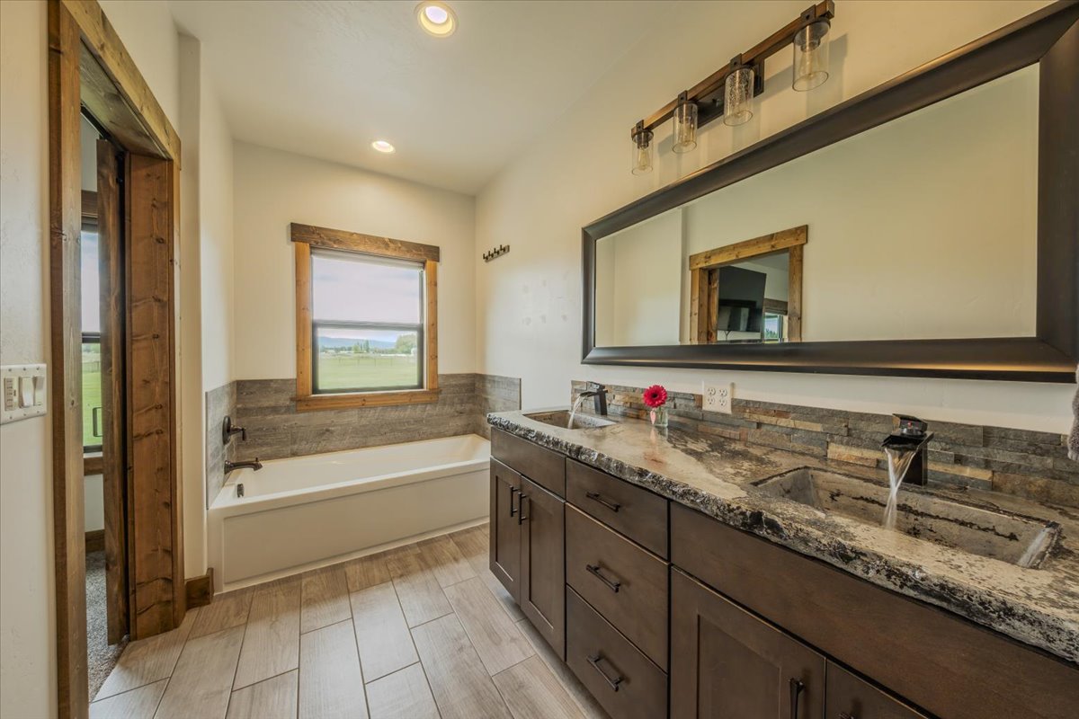 169 Brody Lane Property Photo 32