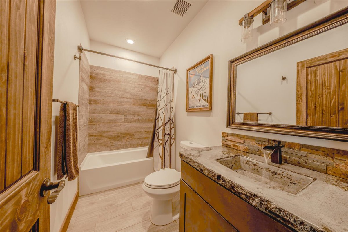 169 Brody Lane Property Photo 43