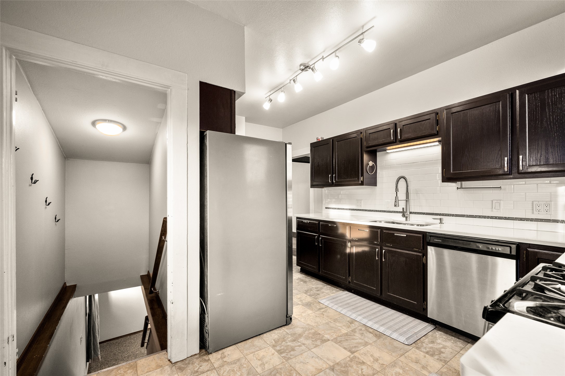 602 5th Avenue E Property Photo 11