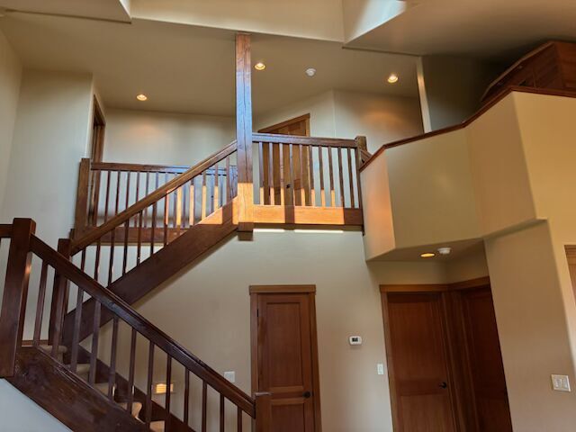 68 Bay Harbor Drive Property Photo 2