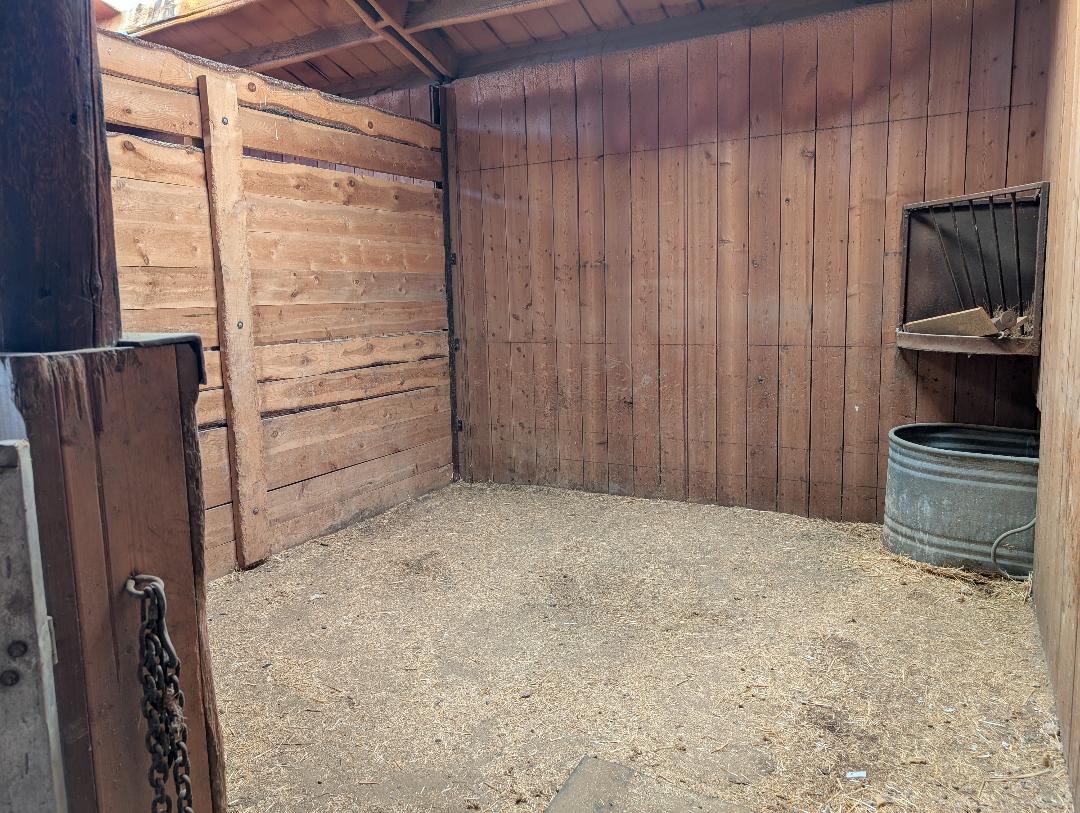 11 A City Shop Road Property Photo 5