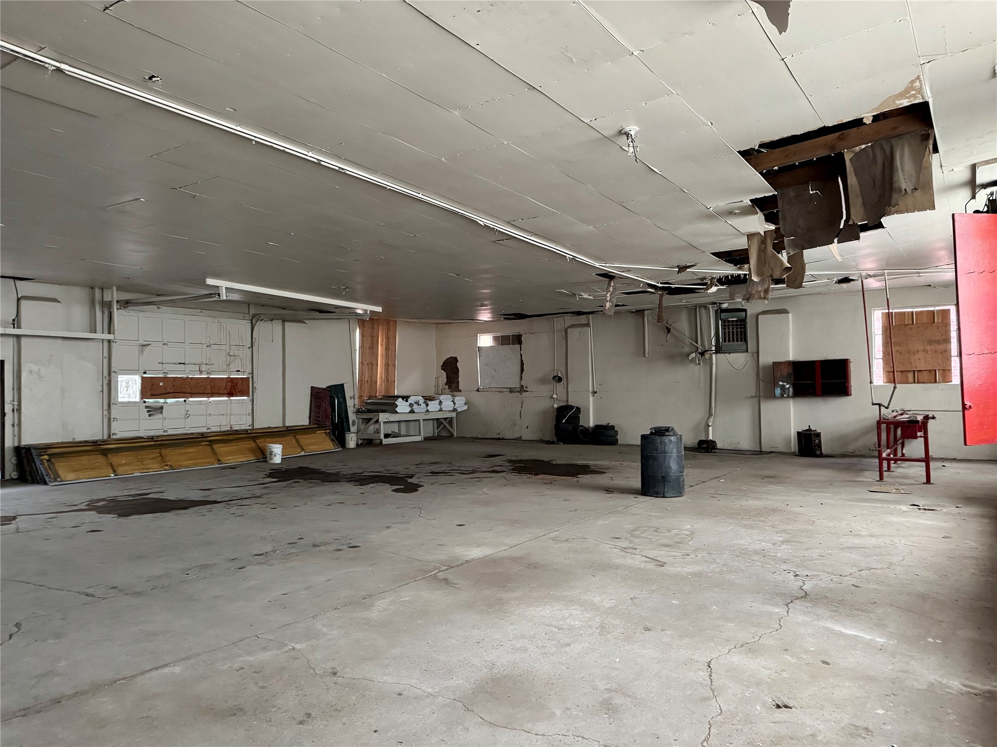 100 E Main Street Property Photo 31