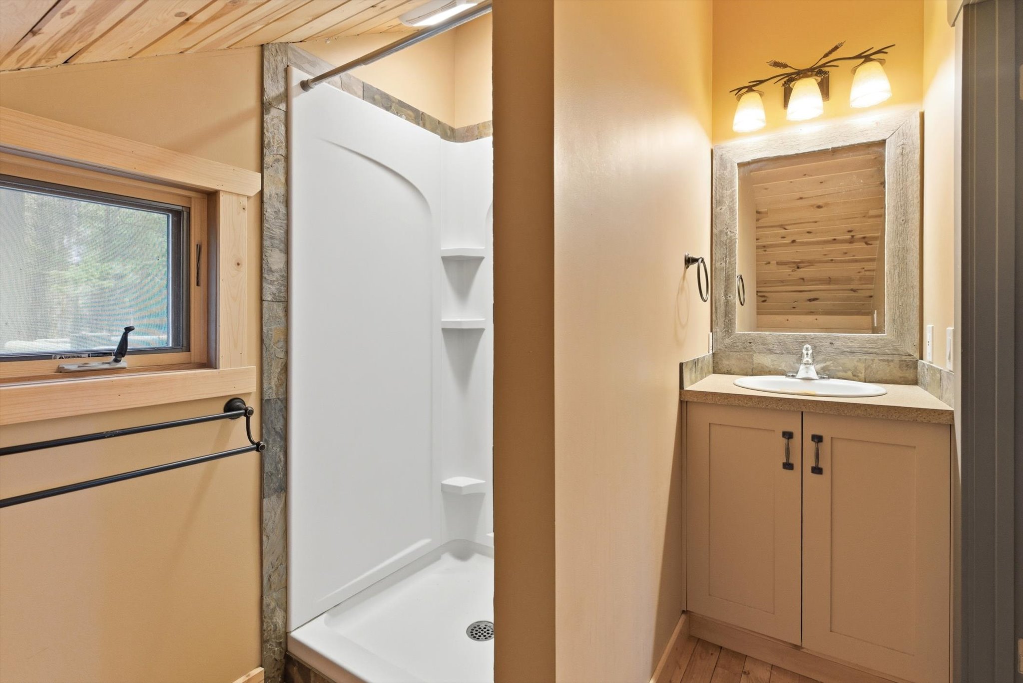 39 Park Lane Property Photo 23