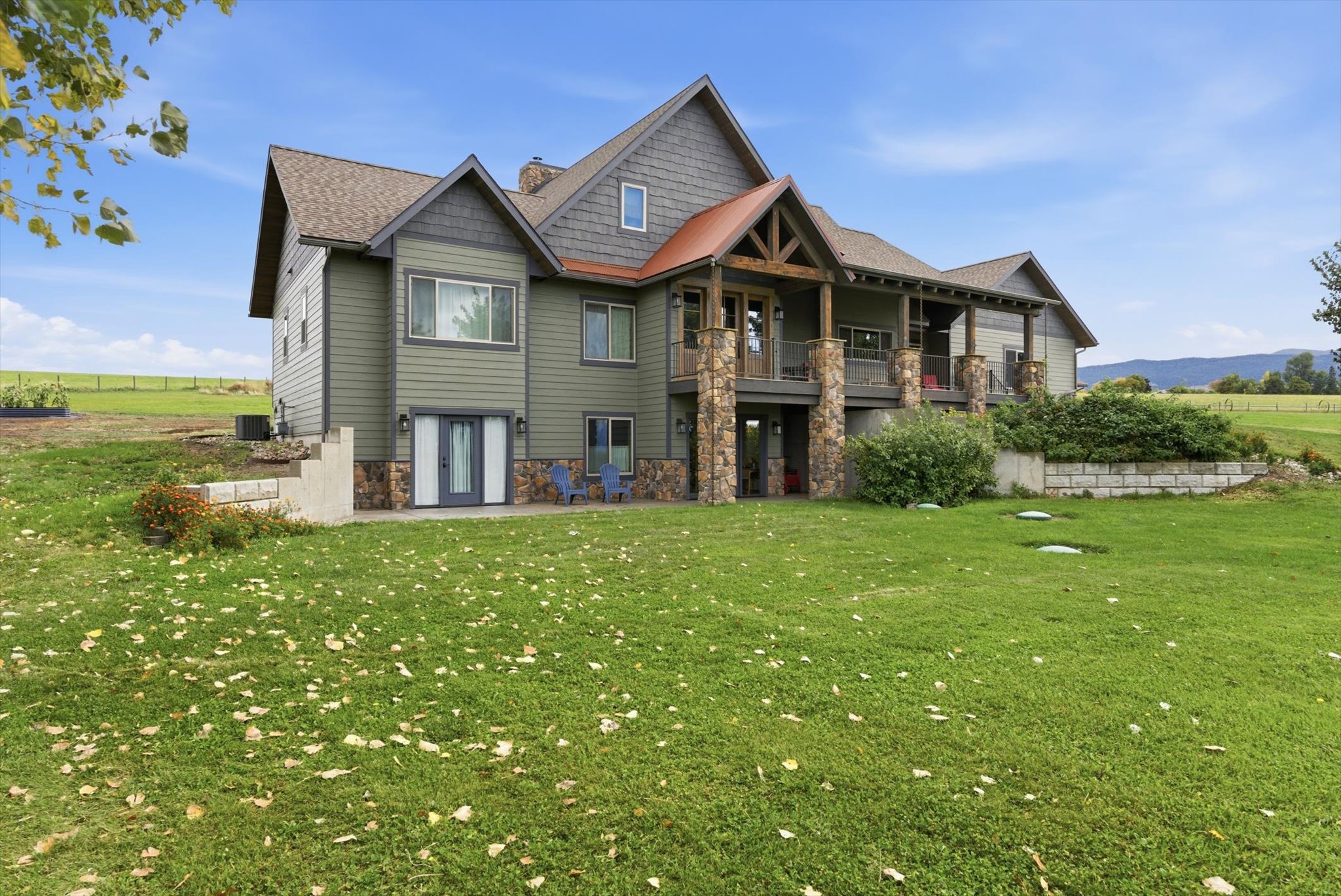 2074 Desperado Trail Property Photo 3