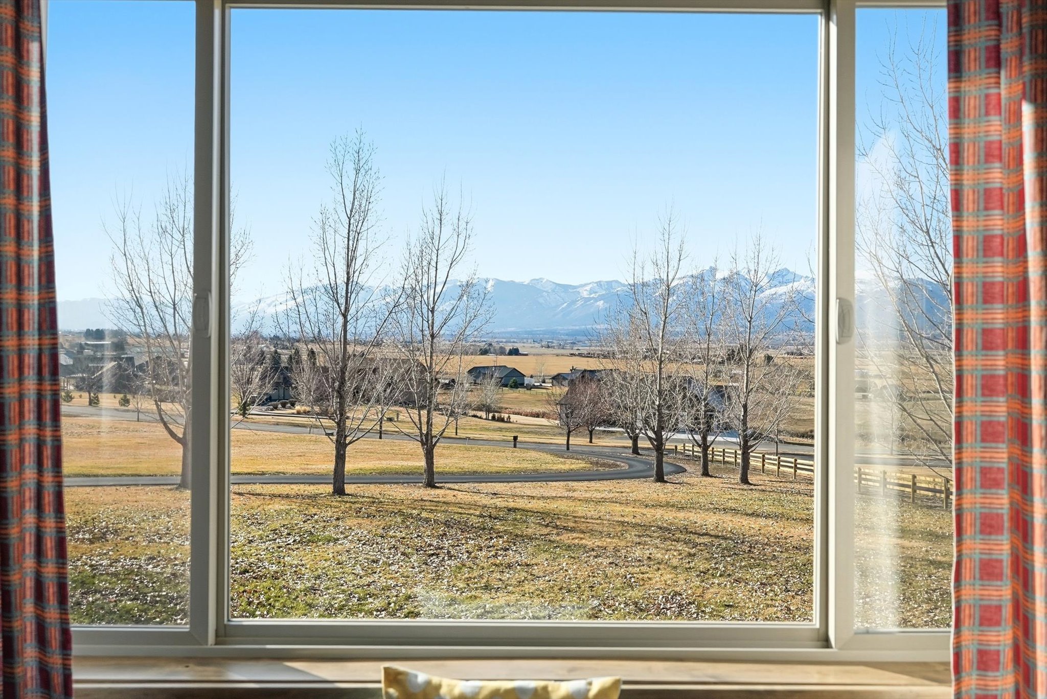 2074 Desperado Trail Property Photo 11