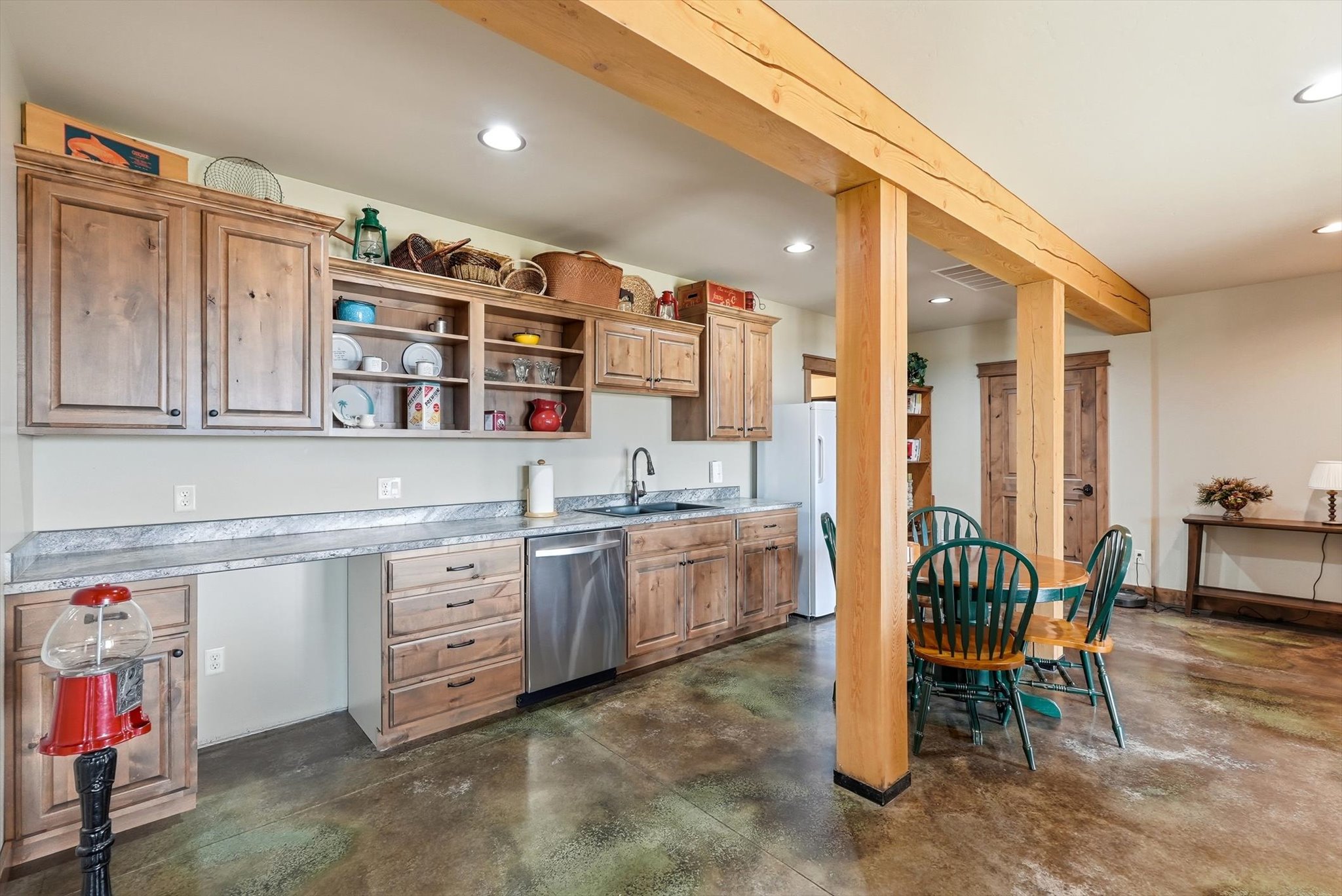 2074 Desperado Trail Property Photo 44