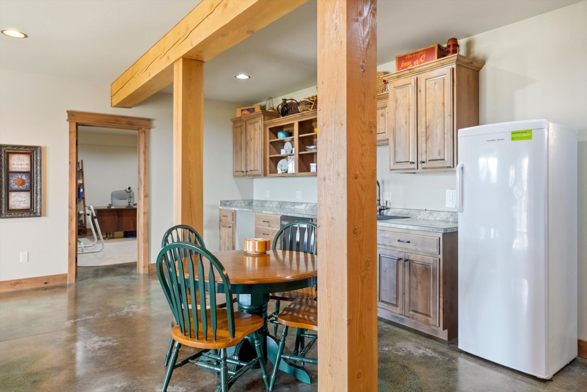 2074 Desperado Trail Property Photo 46