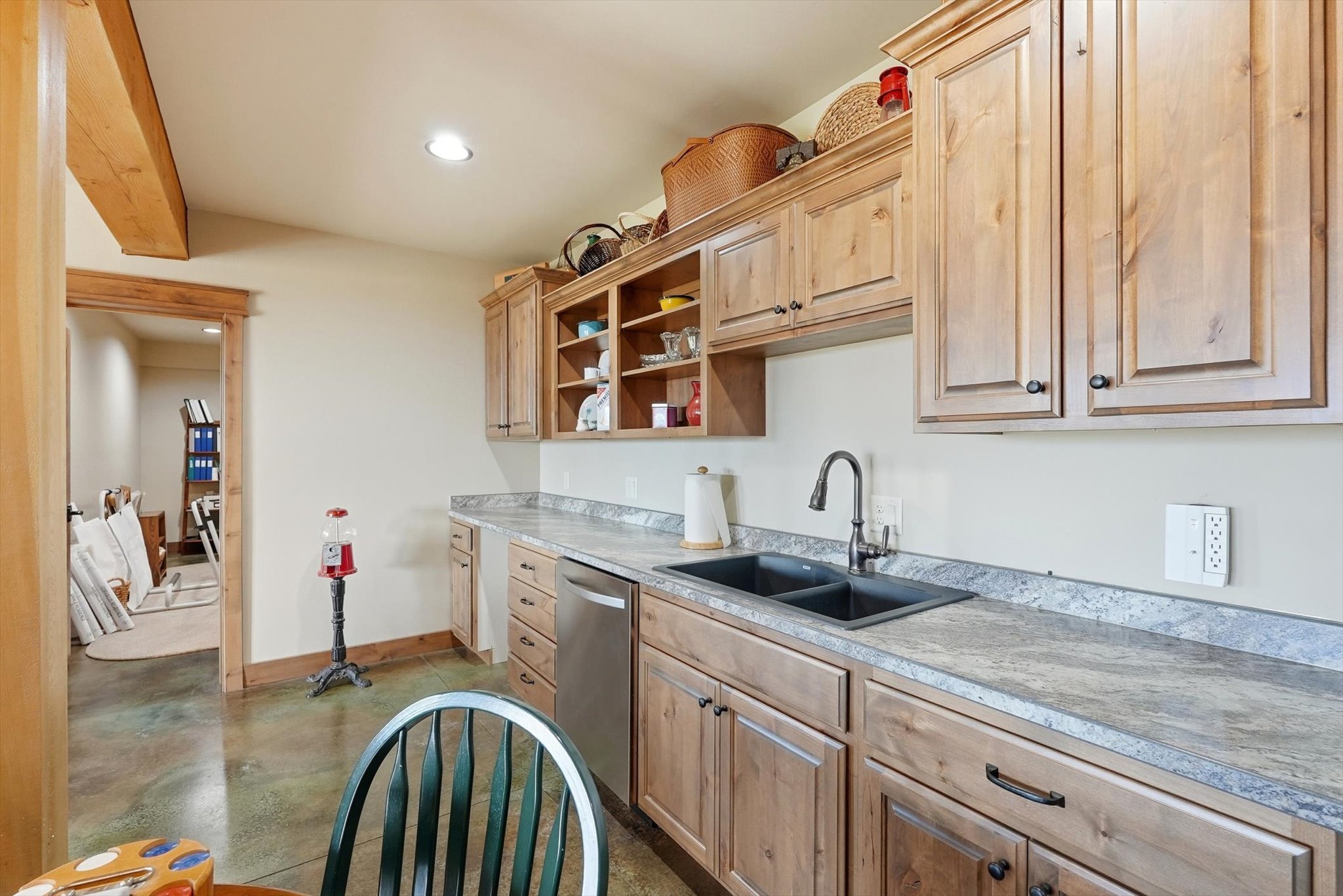 2074 Desperado Trail Property Photo 49