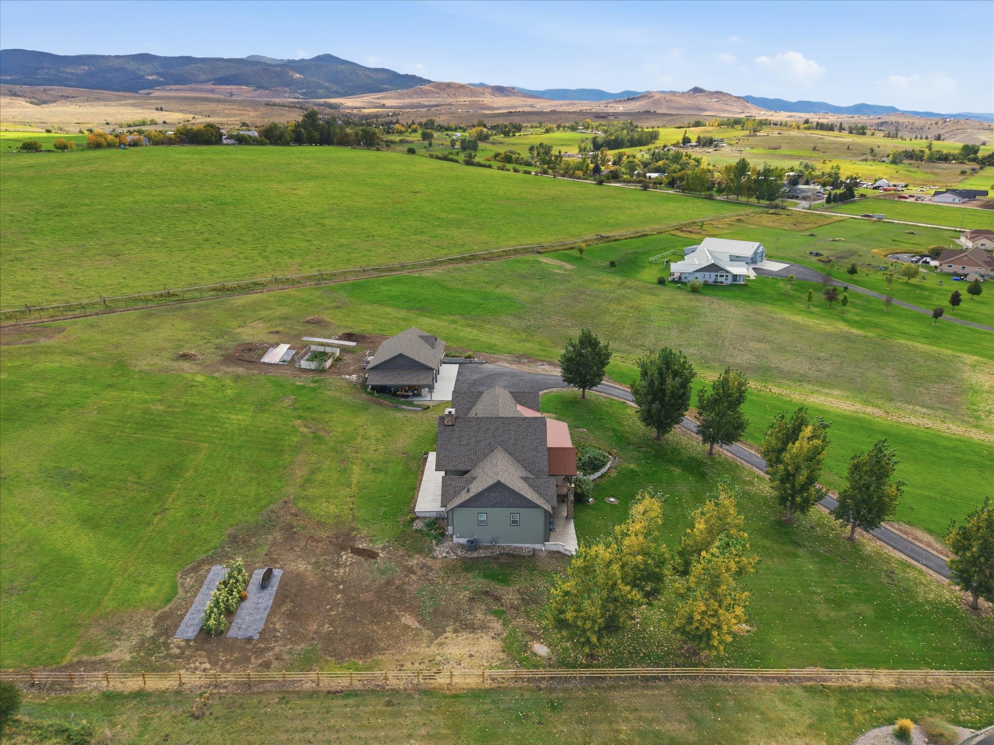 2074 Desperado Trail Property Photo 76