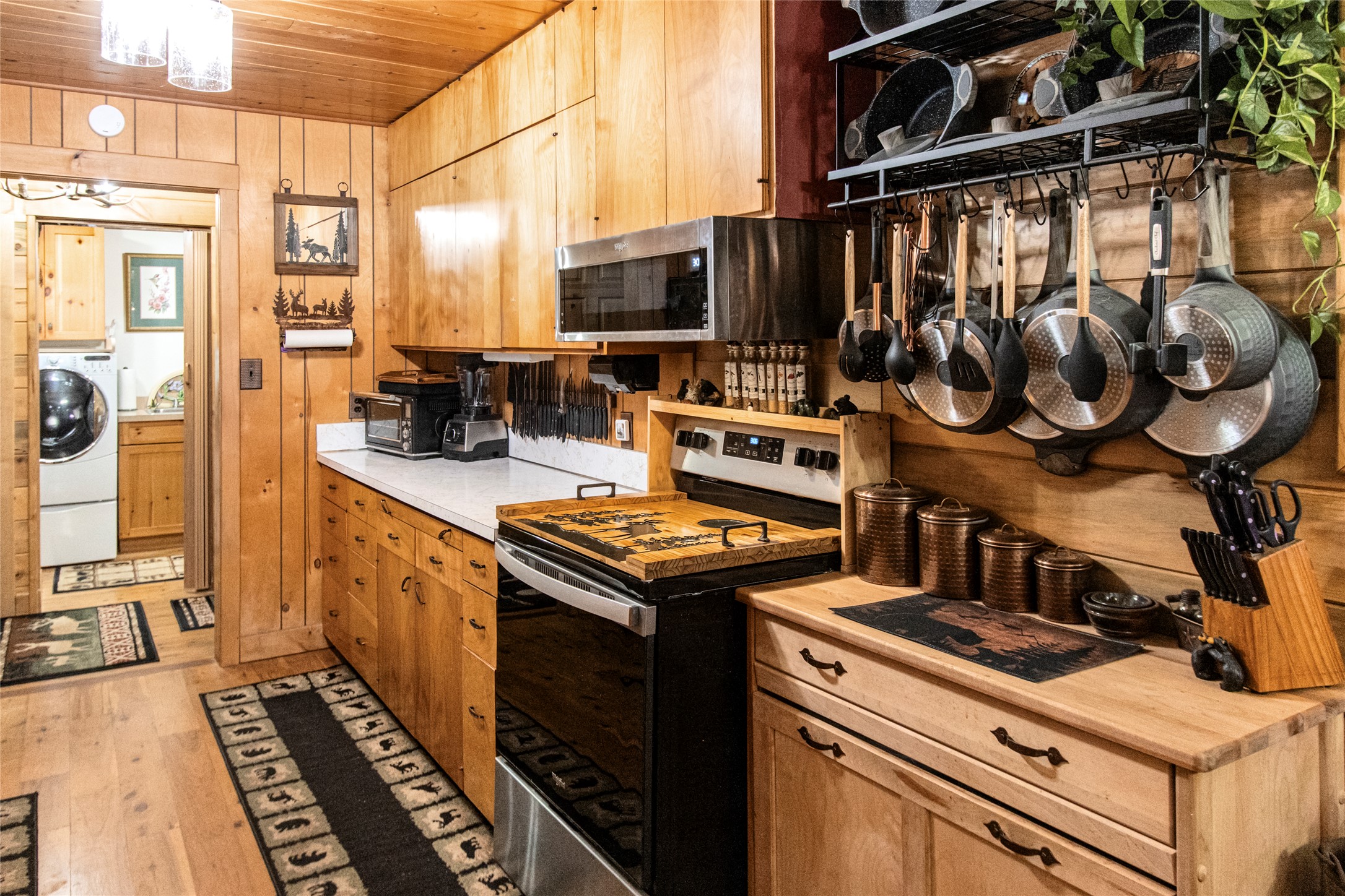 33011 Snyder Hill Lane Property Photo 12
