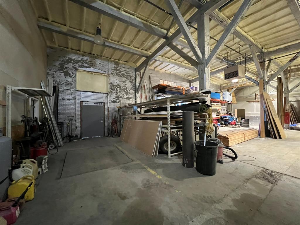 700 Keogh Court Property Photo 4