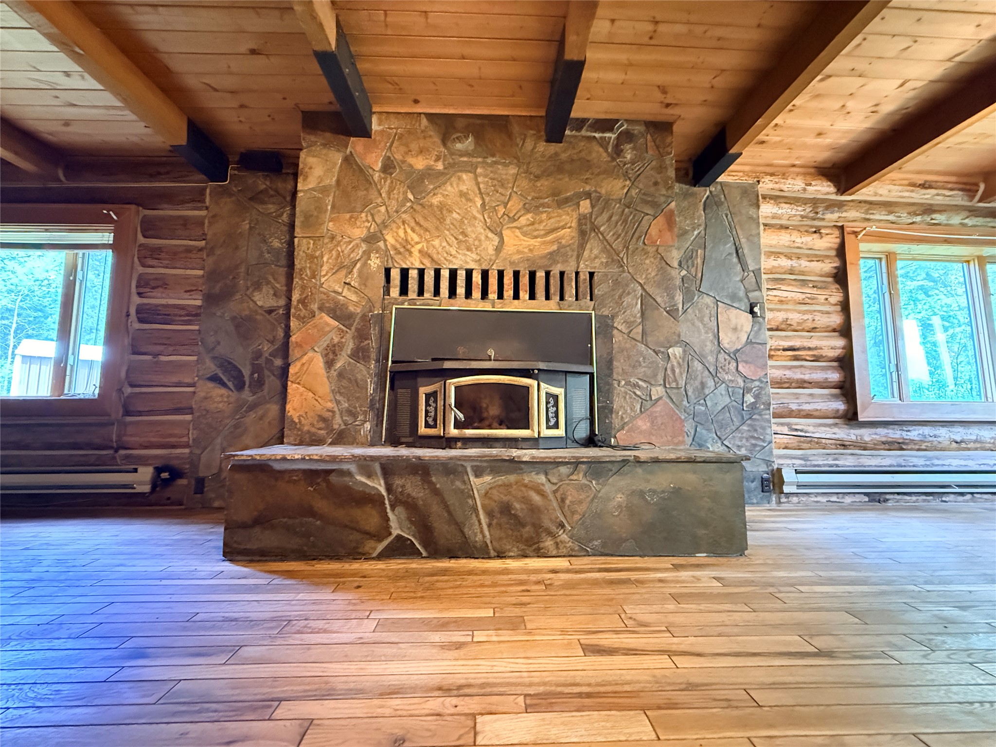 6599 Mt Highway 200 Property Photo 8