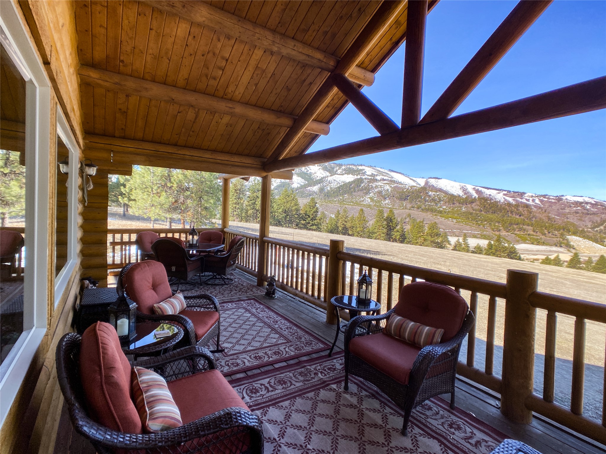 398 Reimel Loop Property Photo 9