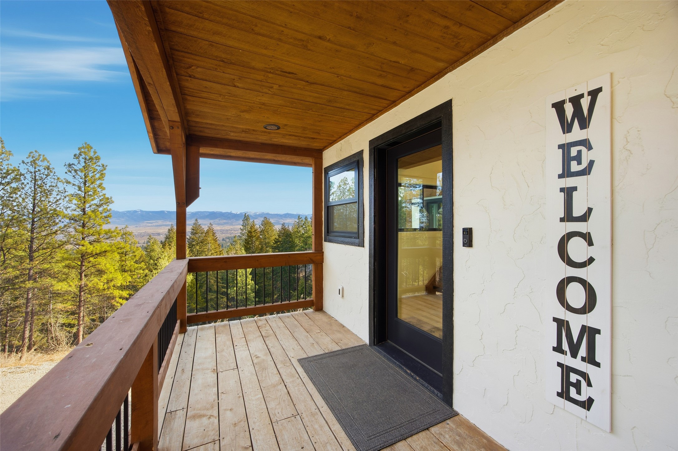 469 Owings Loop Property Photo 6