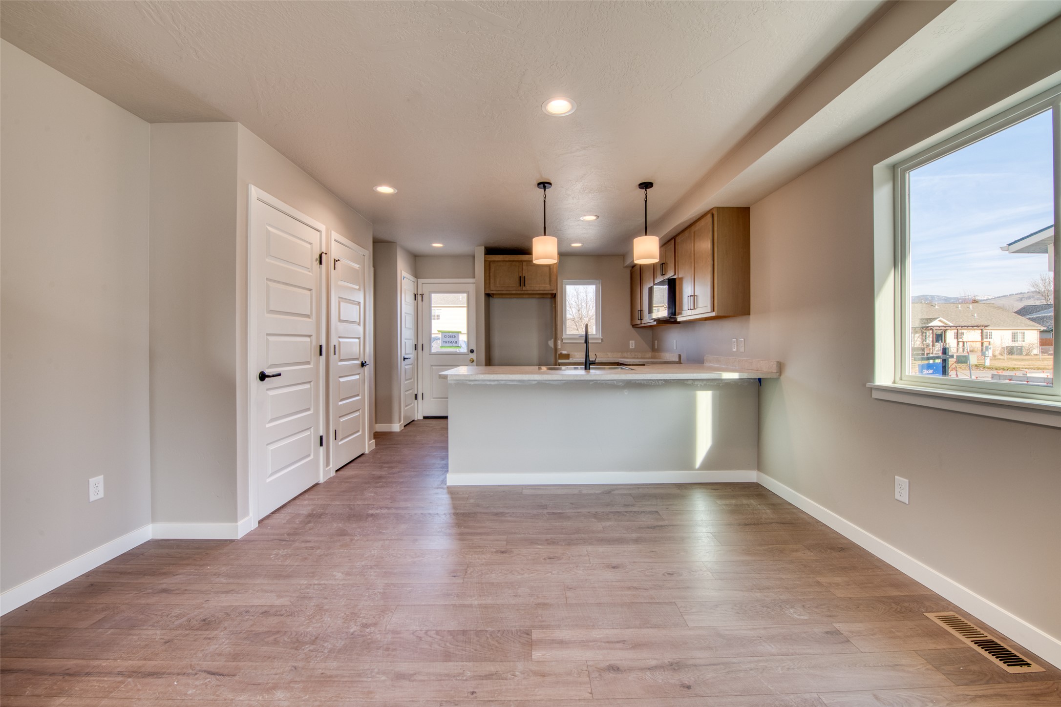 4380 Bantry Court D Property Photo 8