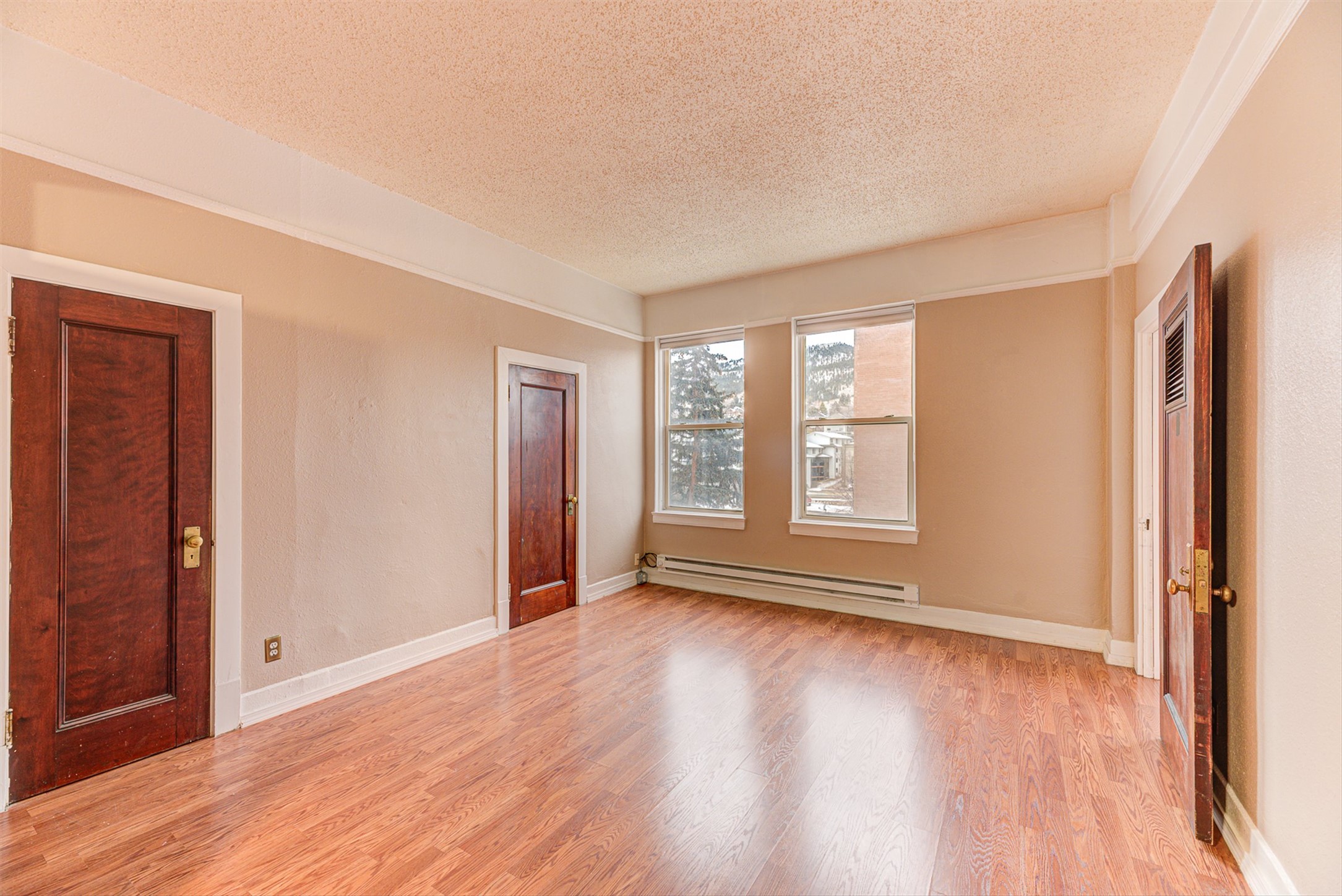21 N Last Chance Gulch 3h Property Photo 6