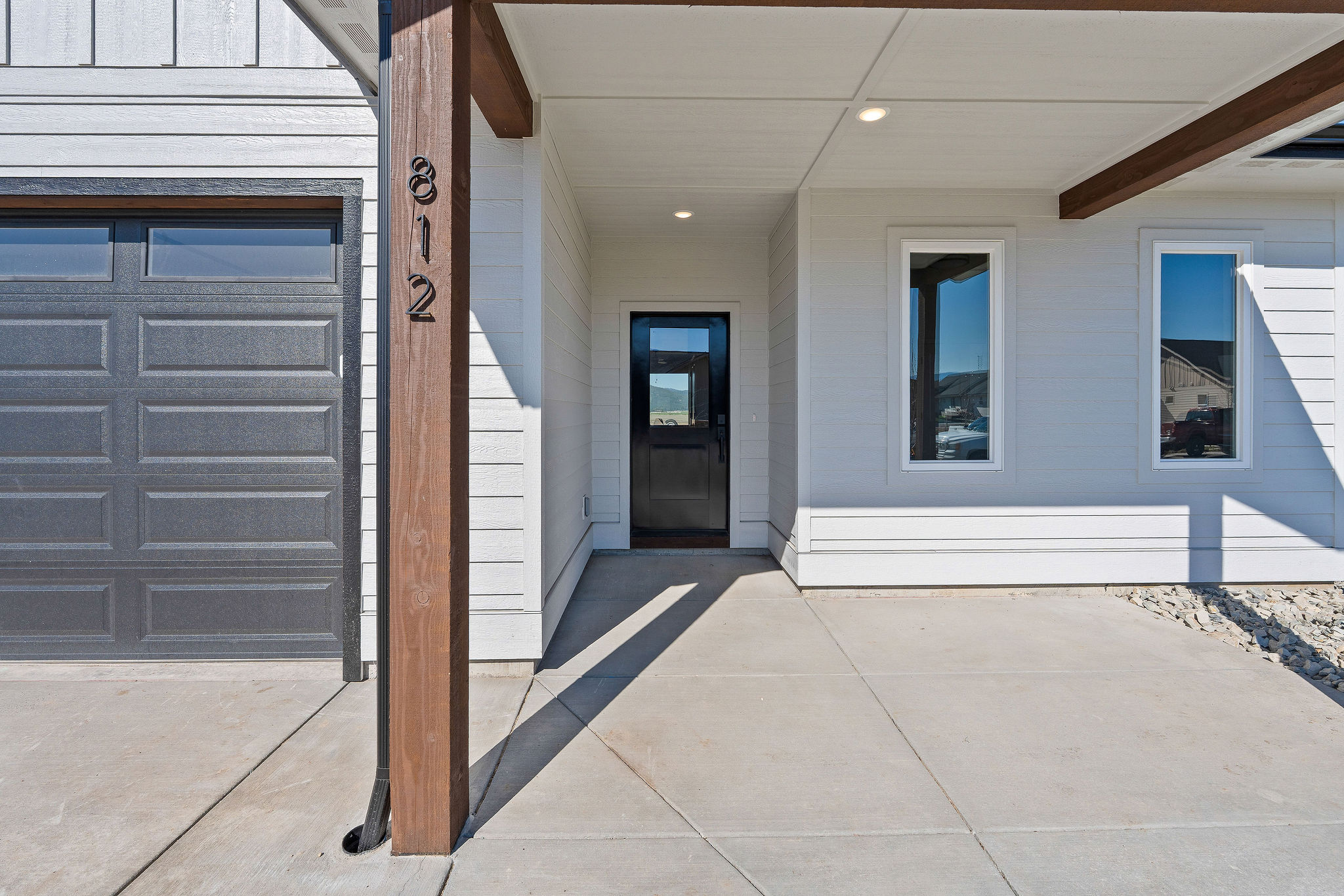 812 Rivet Way Property Photo 6
