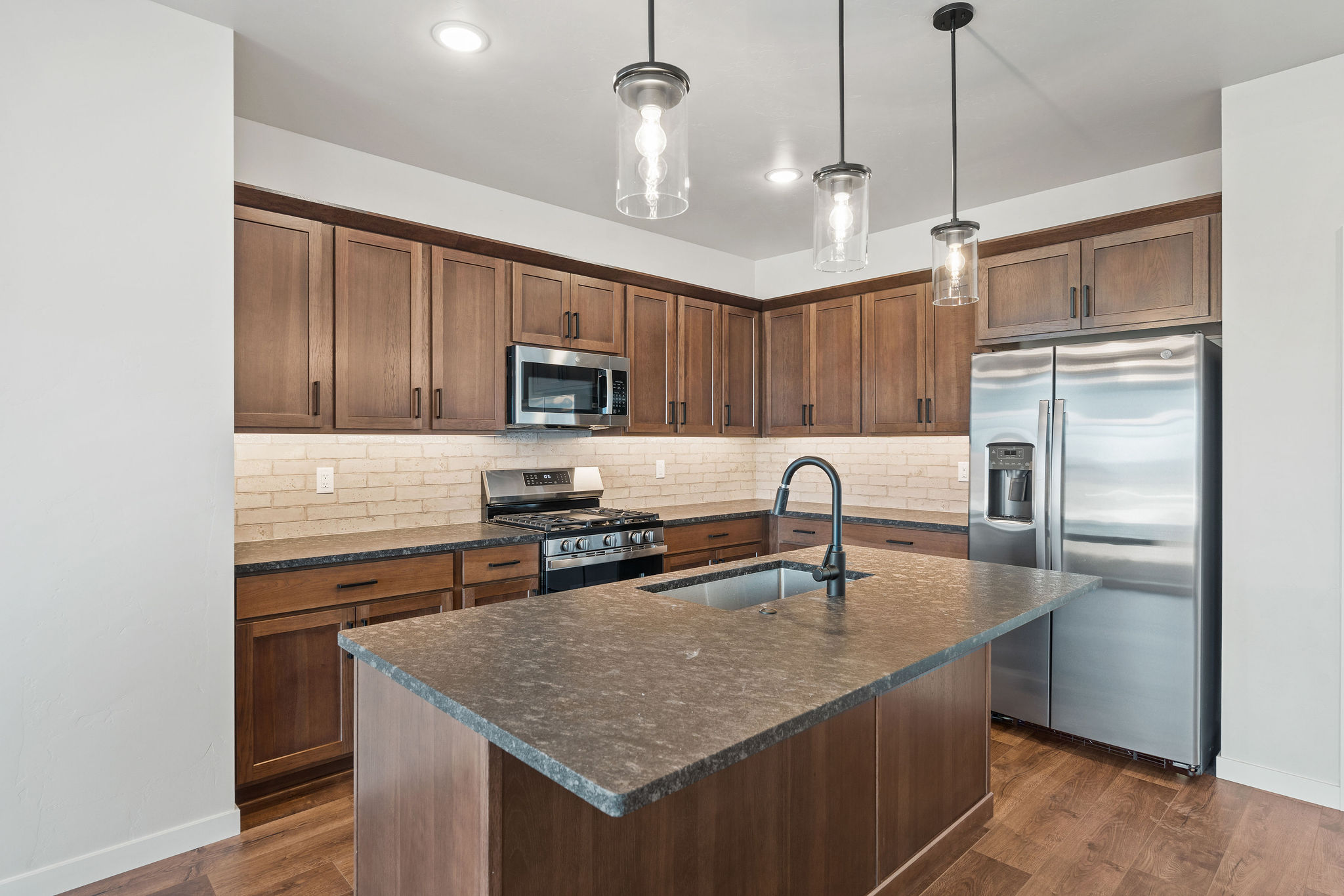 812 Rivet Way Property Photo 12