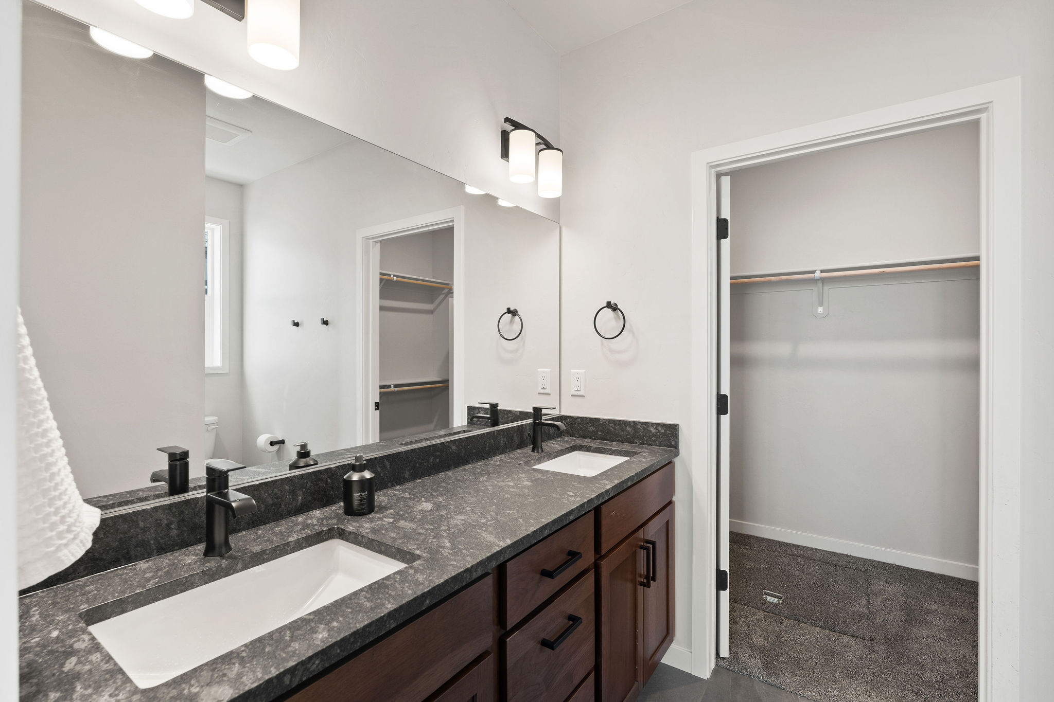 812 Rivet Way Property Photo 18