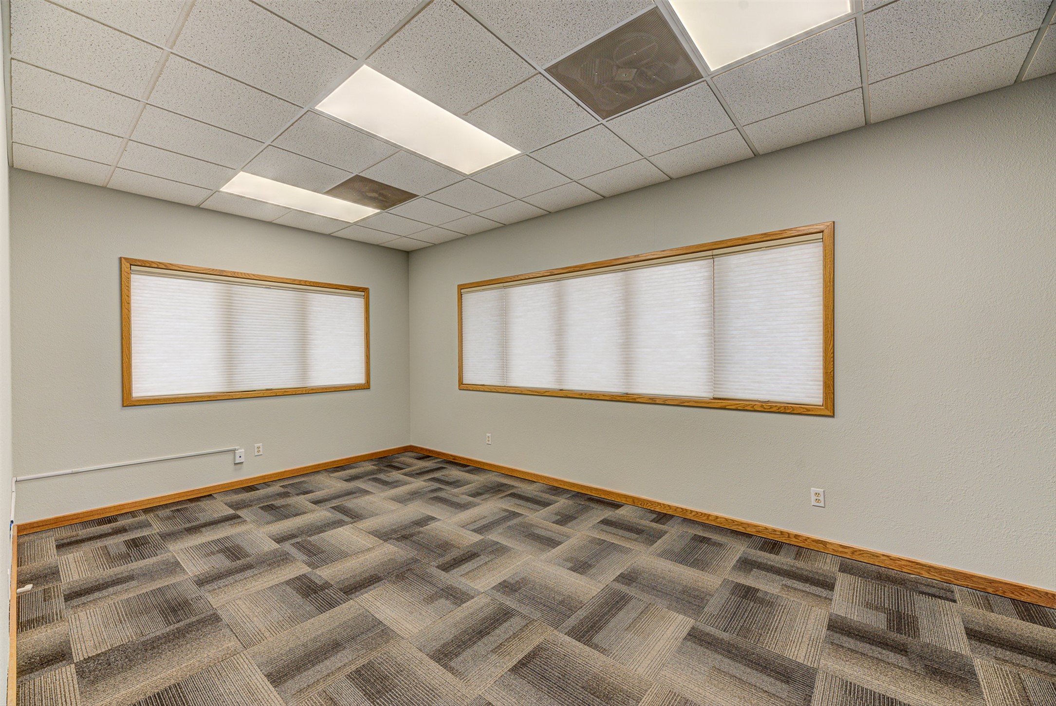 825 W Custer Avenue Property Photo 42