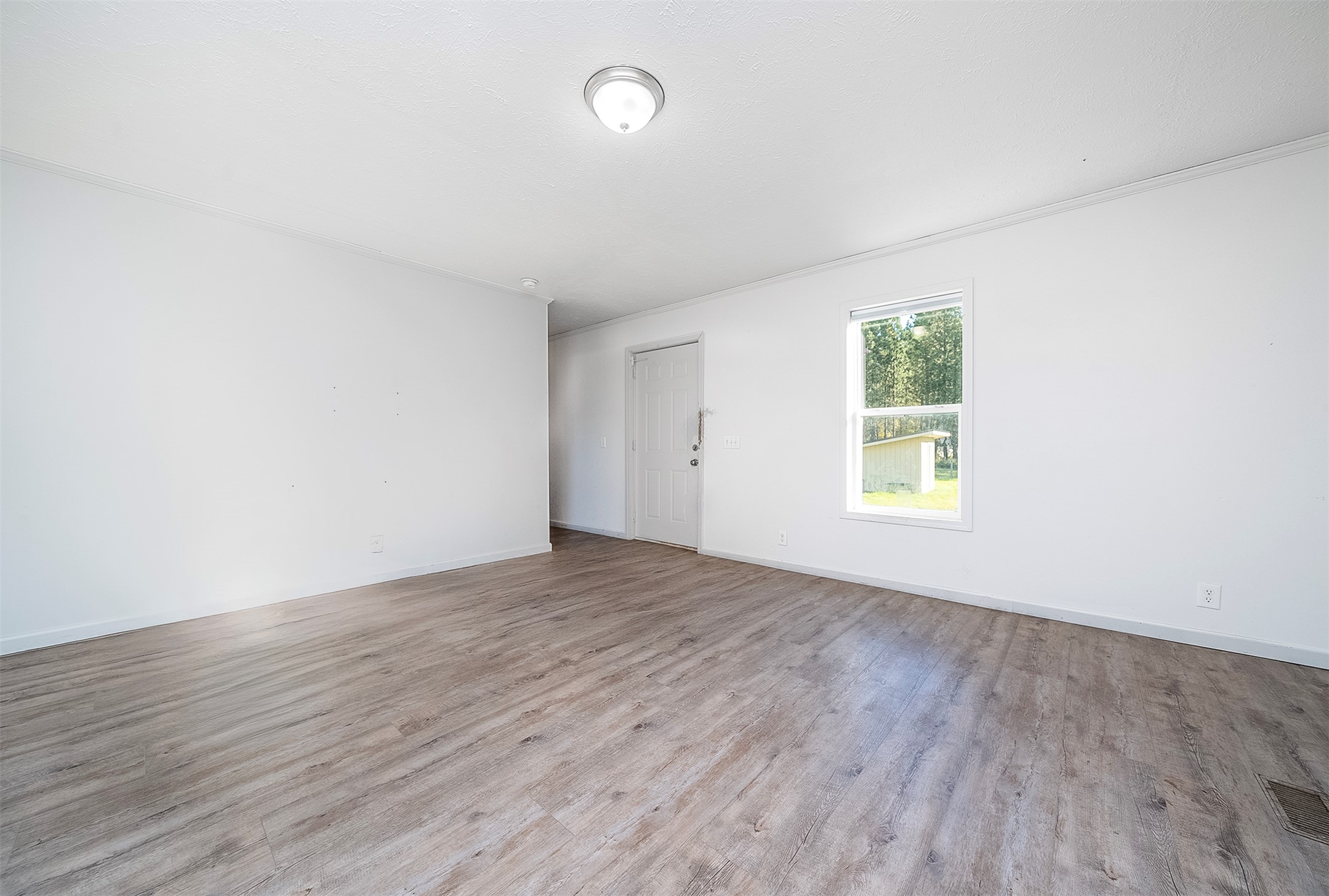 1700 Mt Highway 206 Property Photo 5