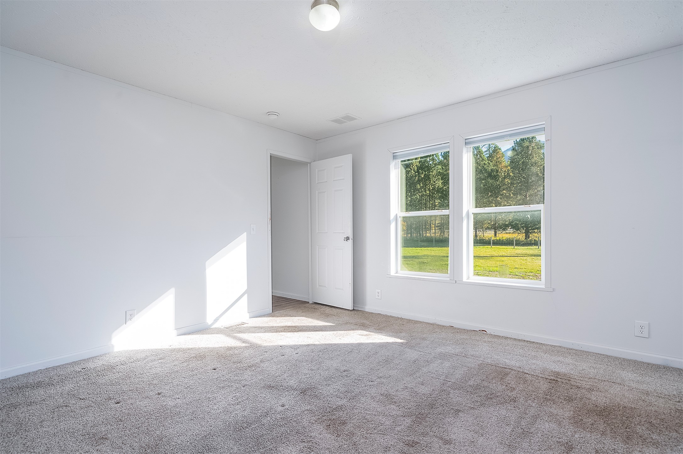 1700 Mt Highway 206 Property Photo 14