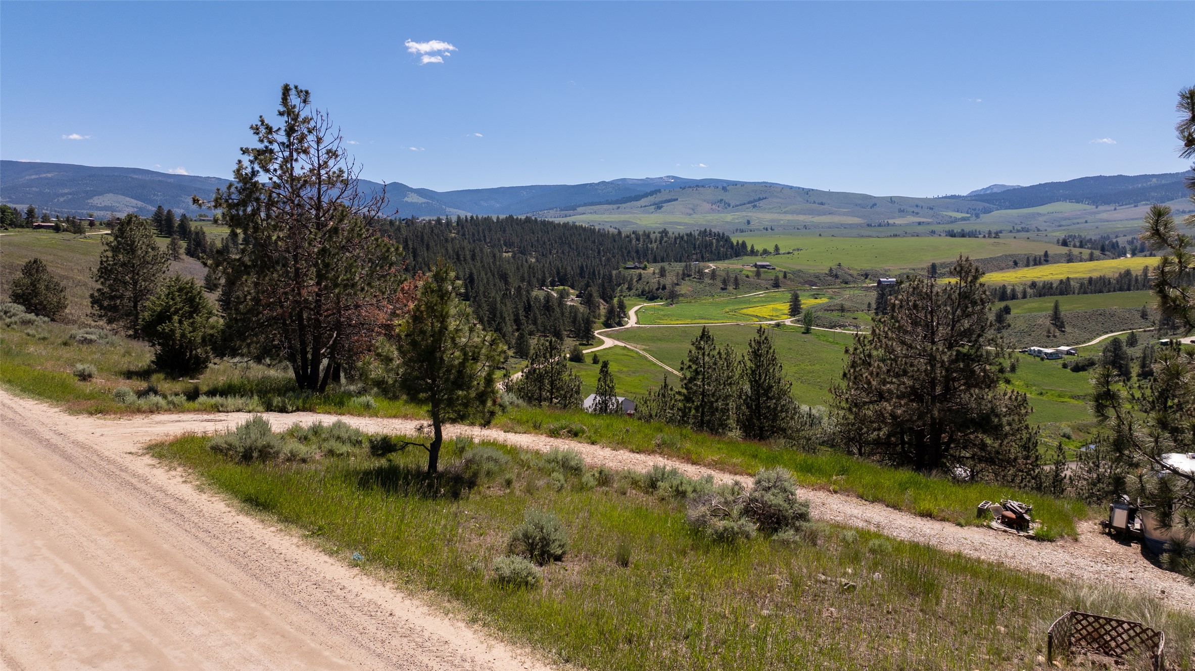 2019 S Sunset Bench Road Property Photo 7
