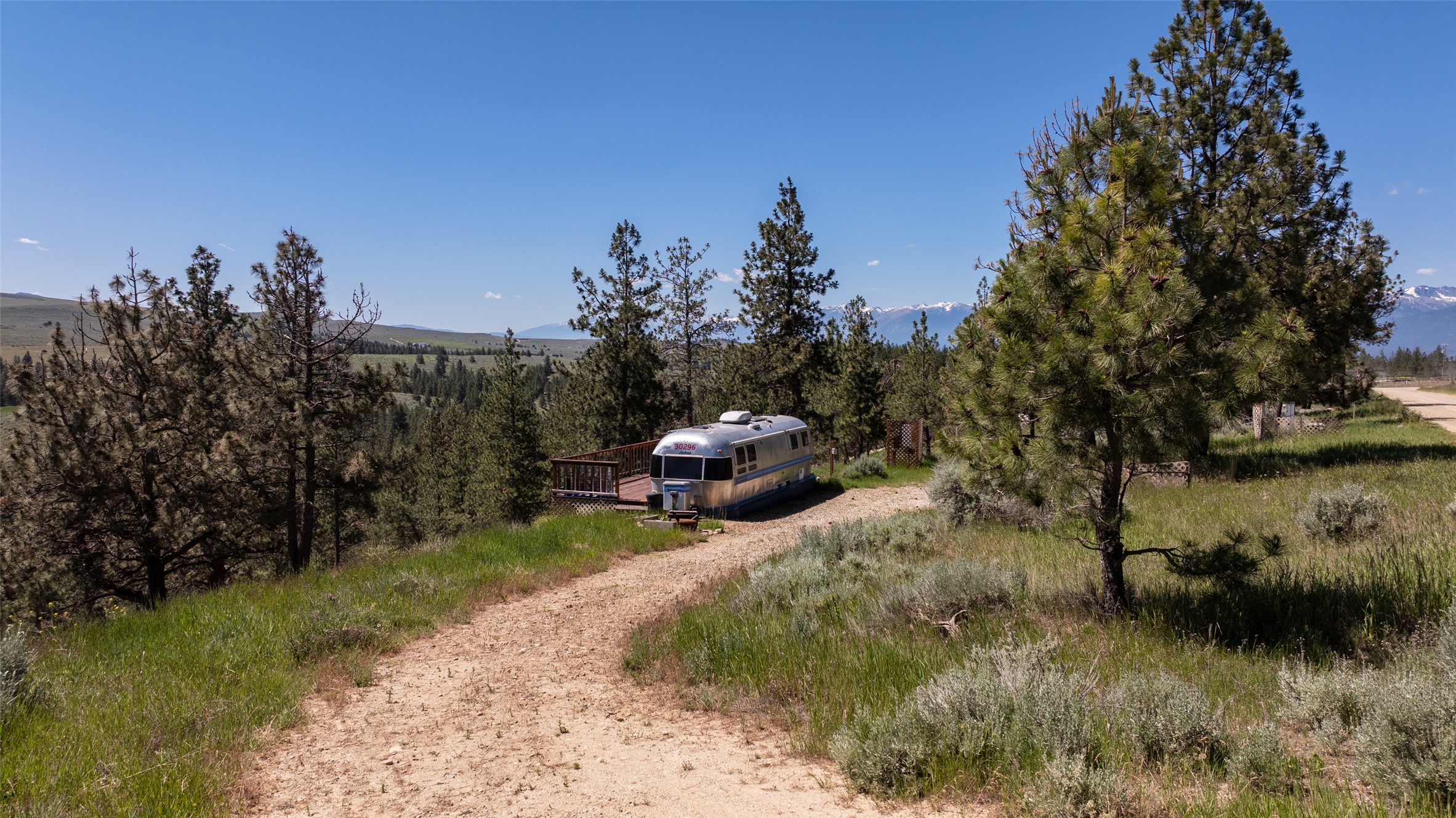 2019 S Sunset Bench Road Property Photo 8
