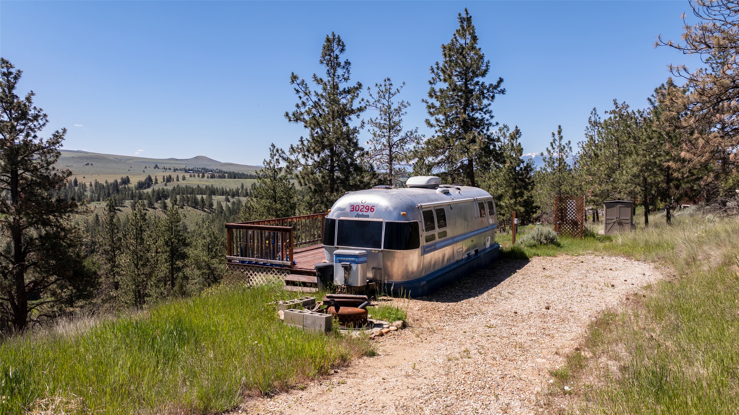2019 S Sunset Bench Road Property Photo 9
