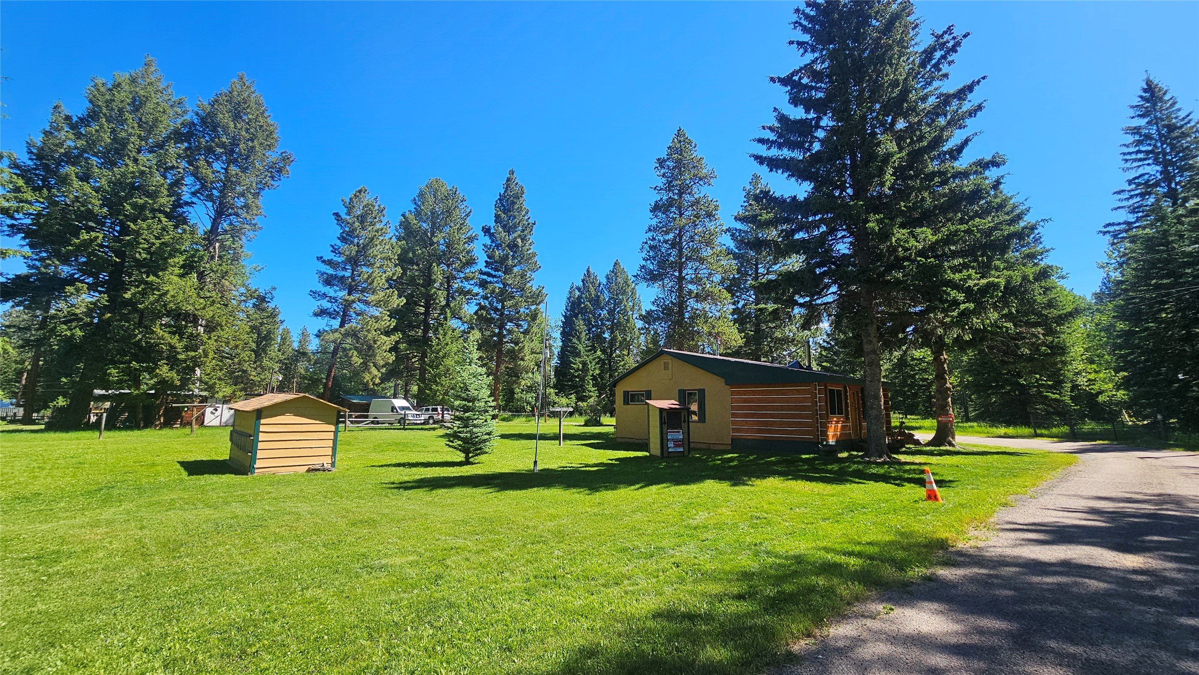 873 D Street Property Photo 2
