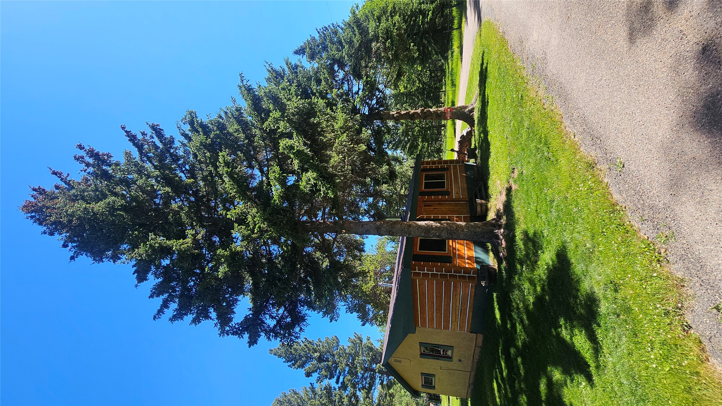 873 D Street Property Photo 4