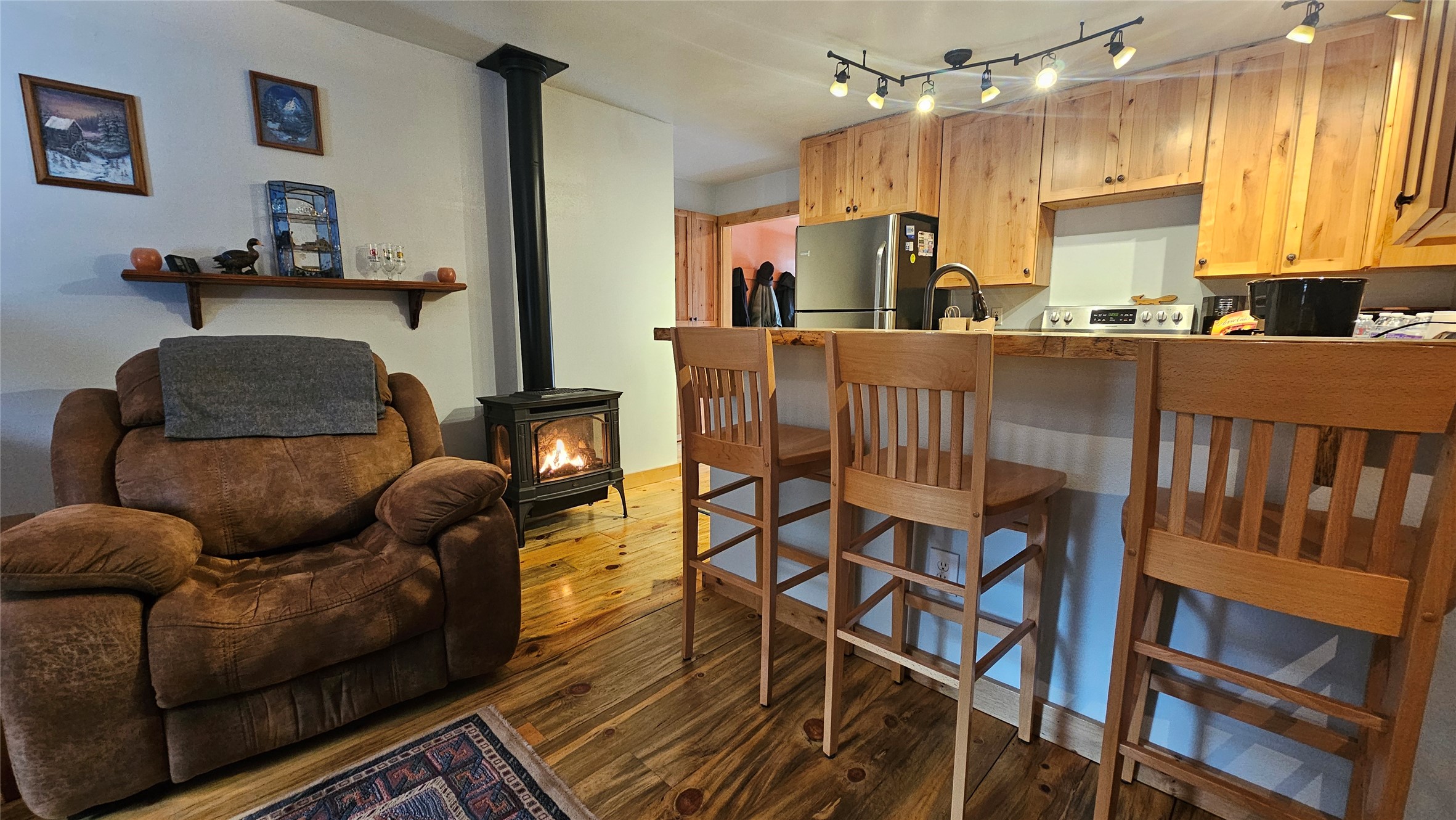 873 D Street Property Photo 13