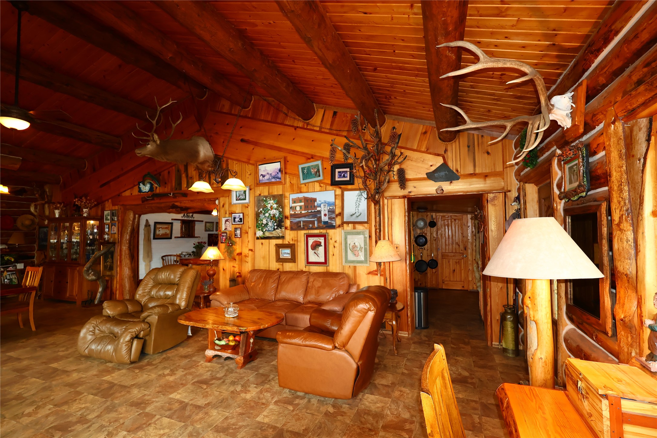 6042 Highway 83 N Property Photo 10