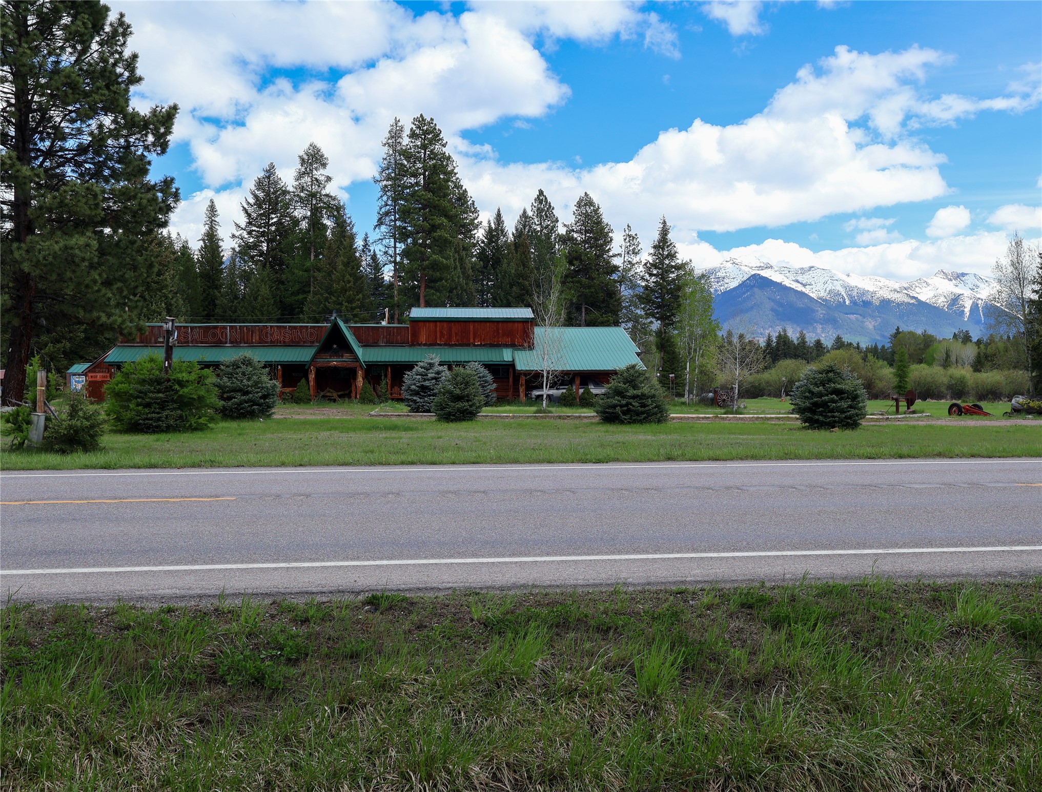 6042 Highway 83 N Property Photo 15