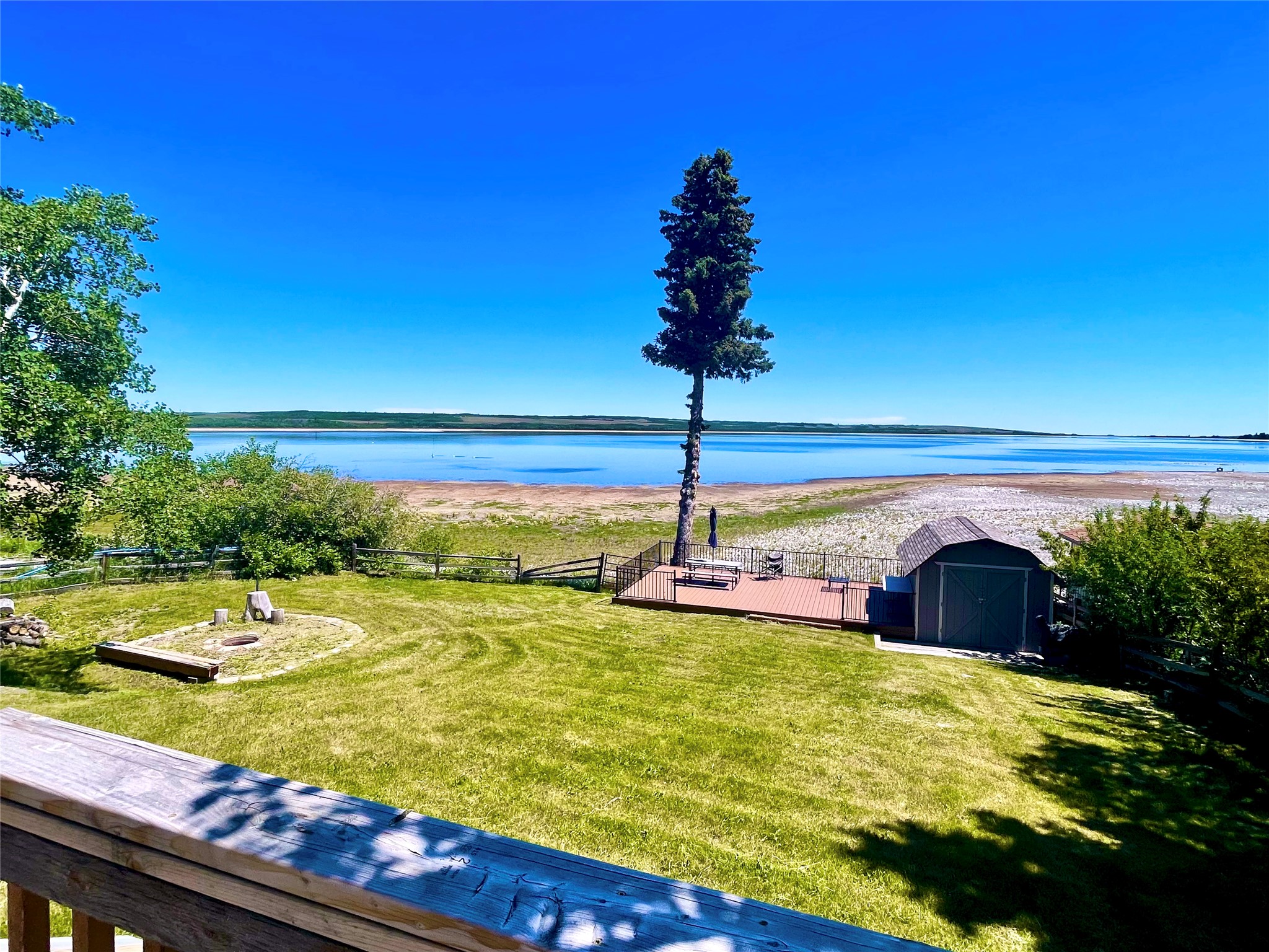 11 W Shore Road Property Photo 2