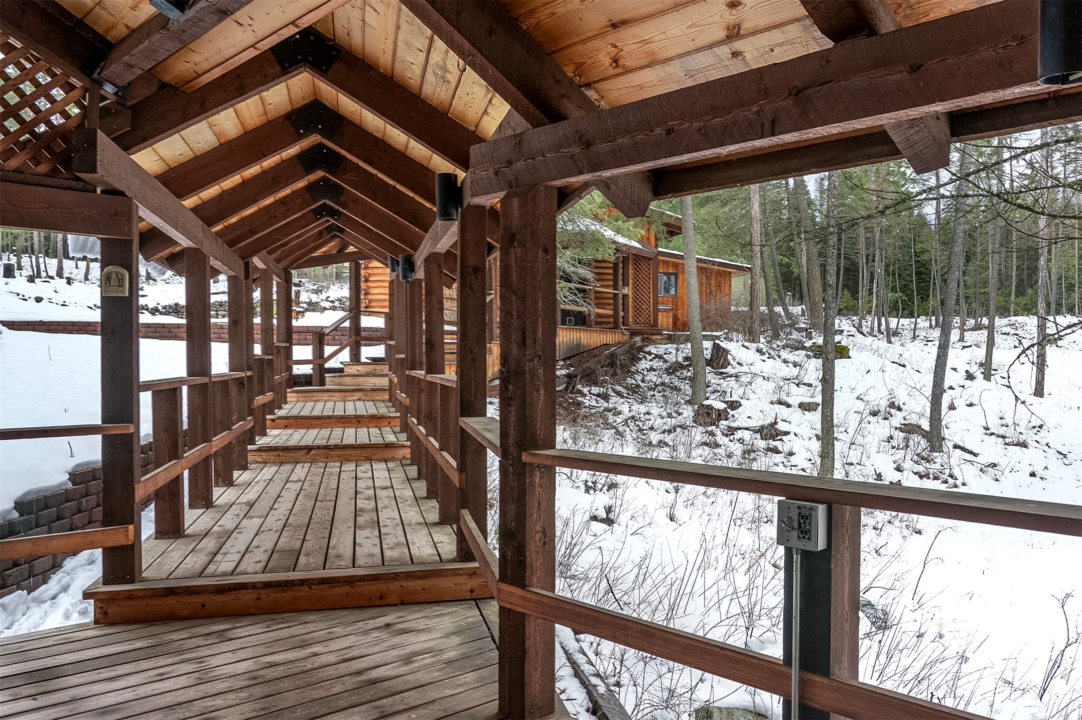 130 Wagon Wheel Road Property Photo 17