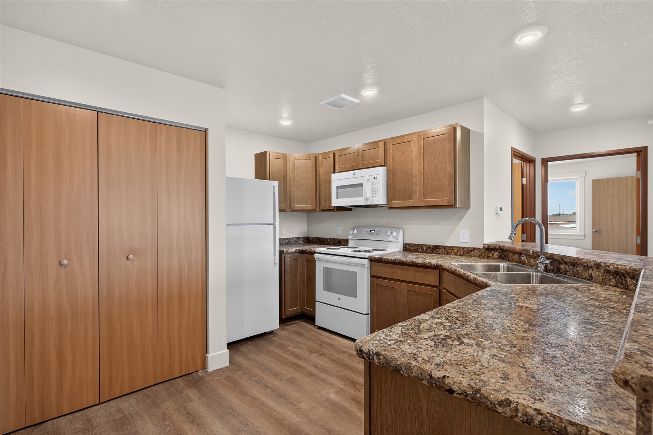 309 46th Street N Property Photo 3