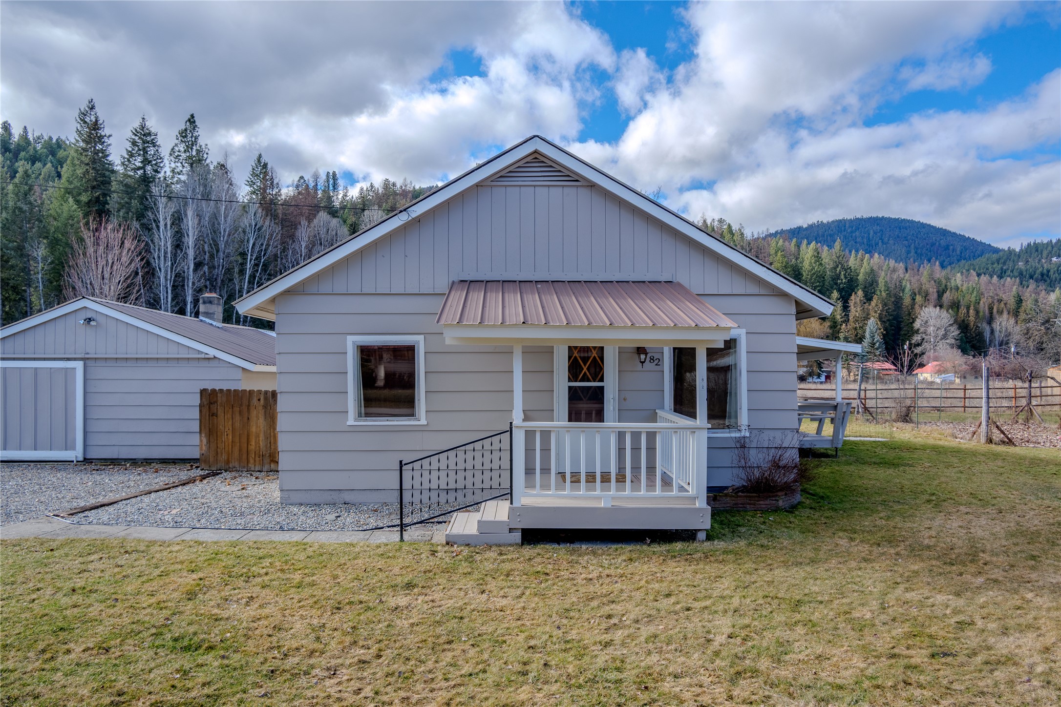 82 Pioneer Road Property Photo 21
