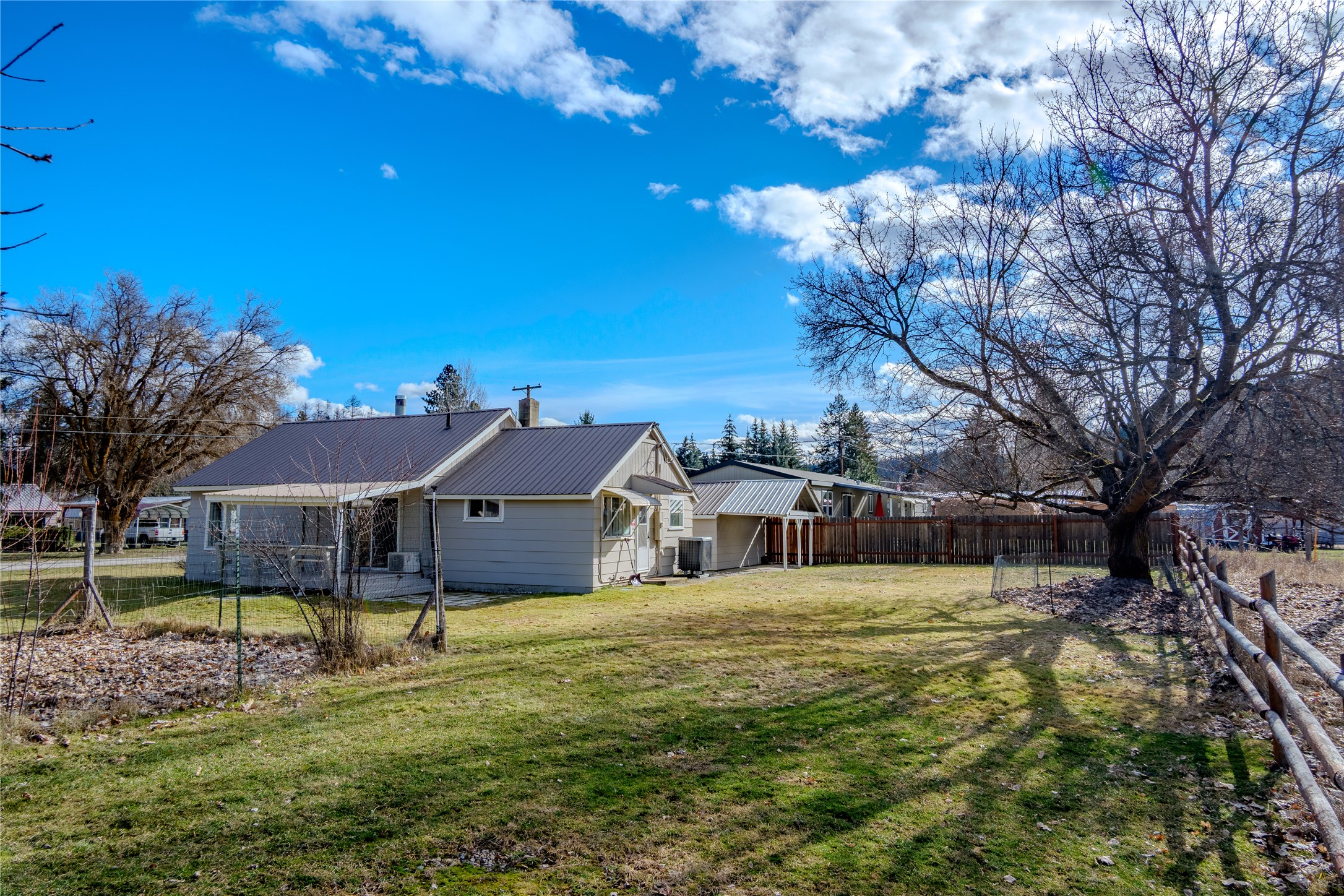 82 Pioneer Road Property Photo 28