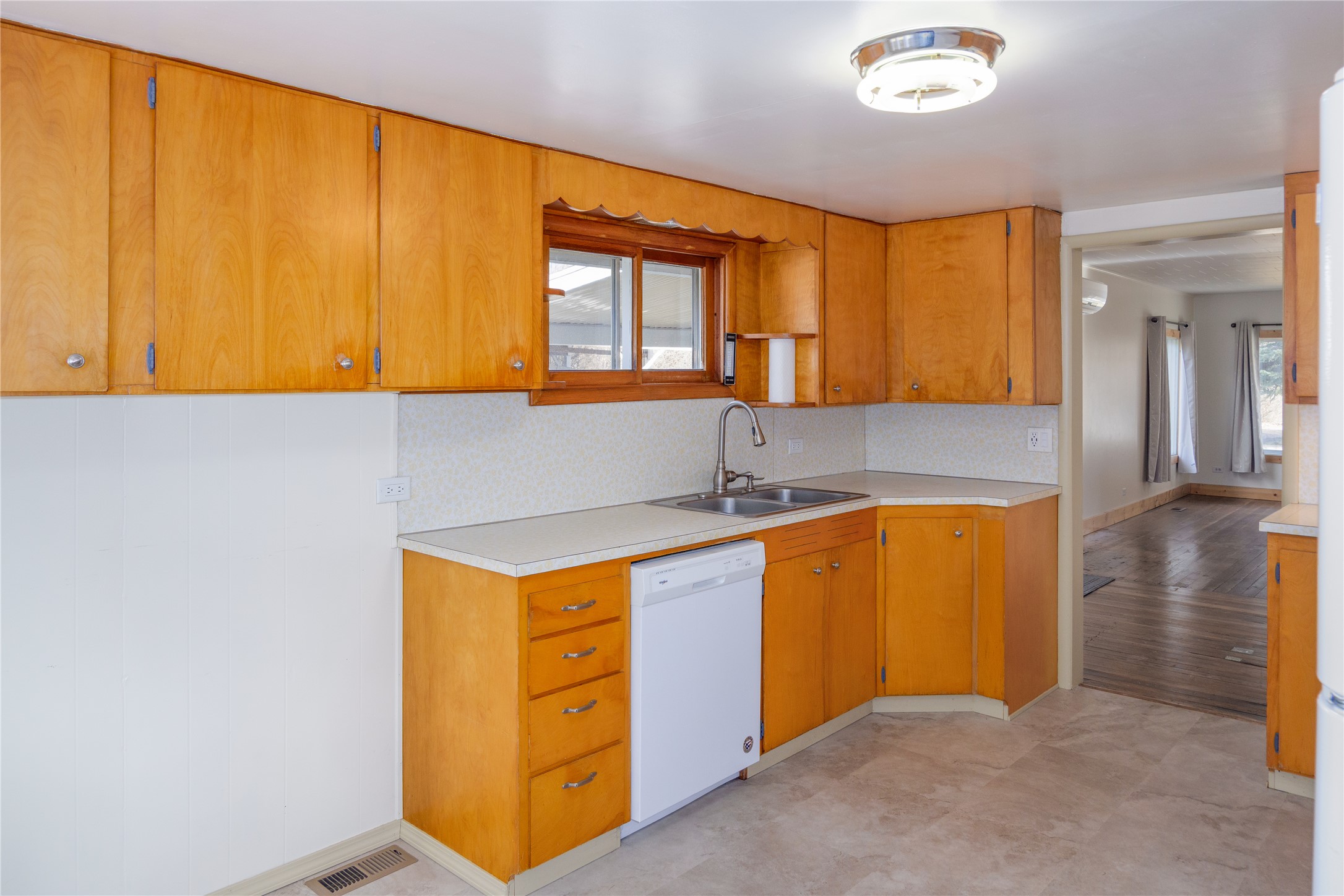 82 Pioneer Road Property Photo 42